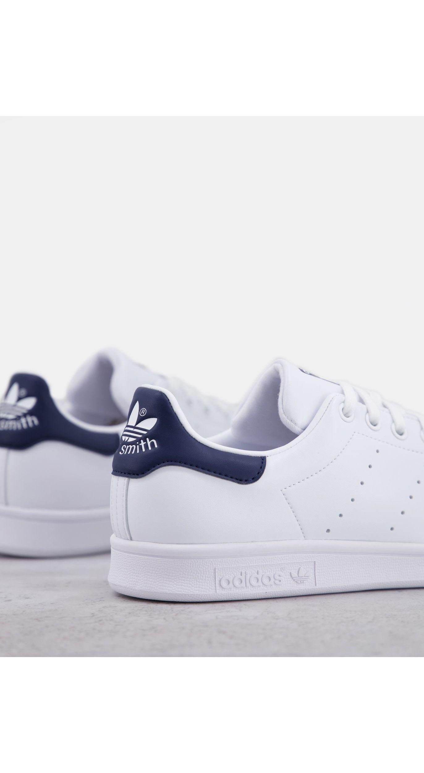 languette stan smith