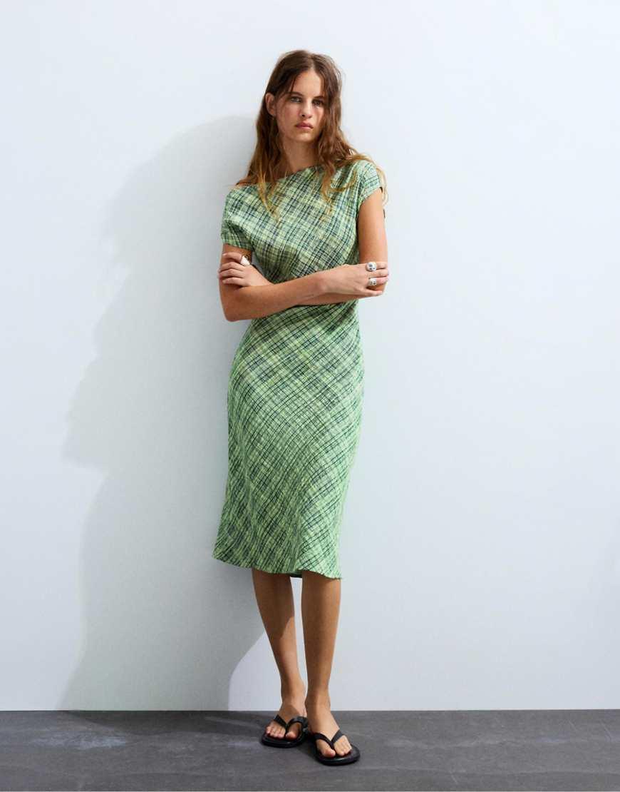 pull and bear green floral dress Pull&Bear Dresses for Women sleeve-length-type:Long