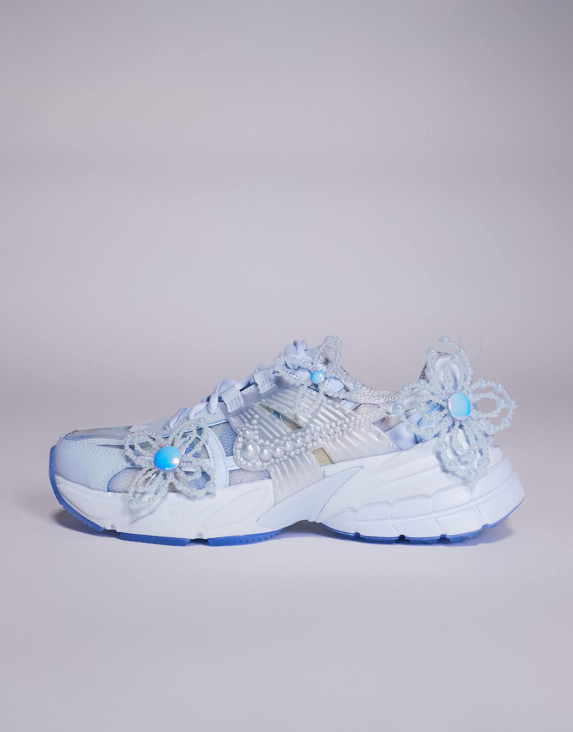 Nike V2K Run Artist Collection Shoes in Blue | Lyst Canada