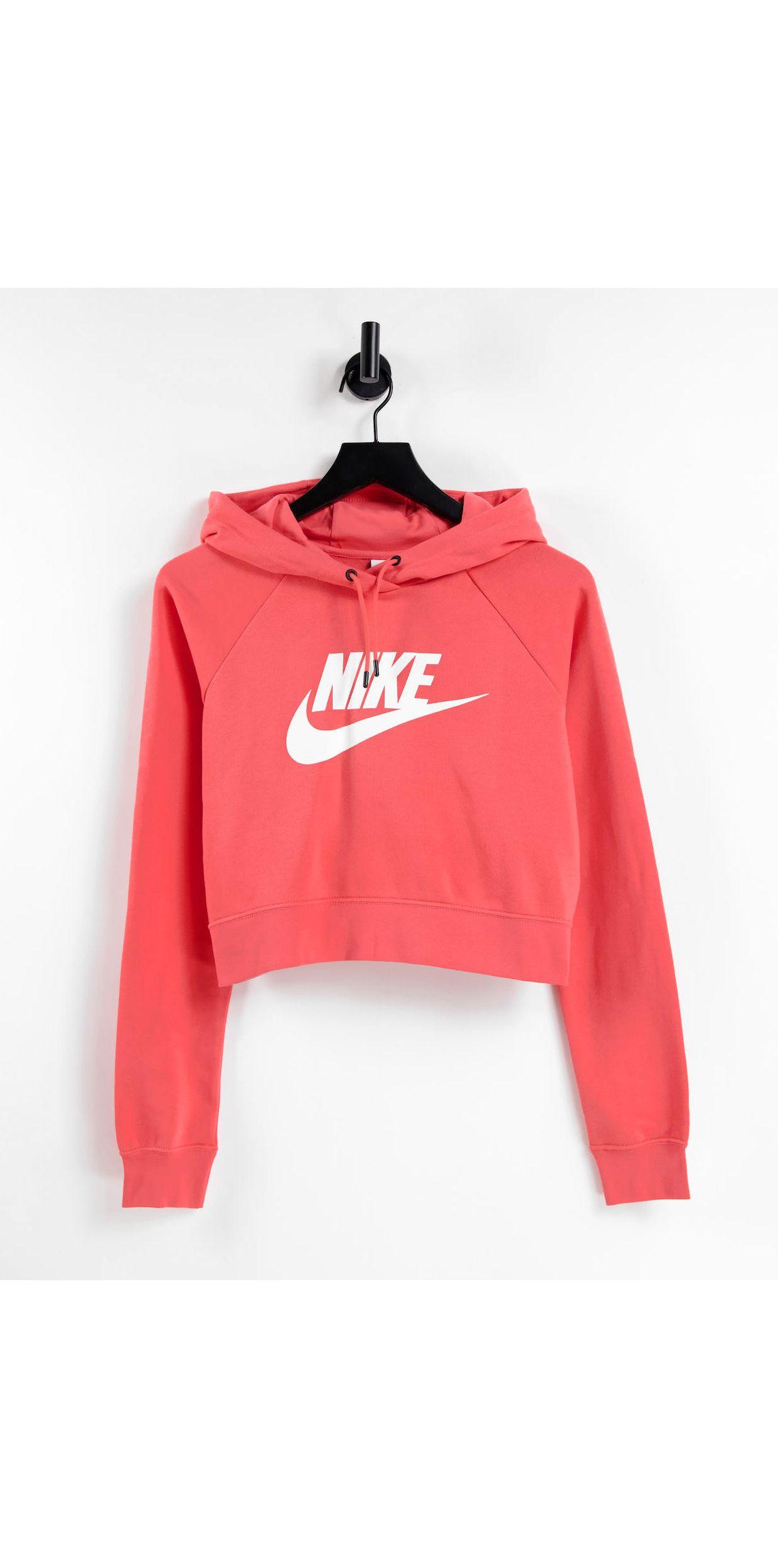 nike essential cropped