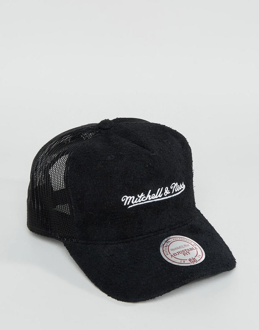Mitchell & Ness Long Hair Suede Trucker Cap in Black for Men - Lyst