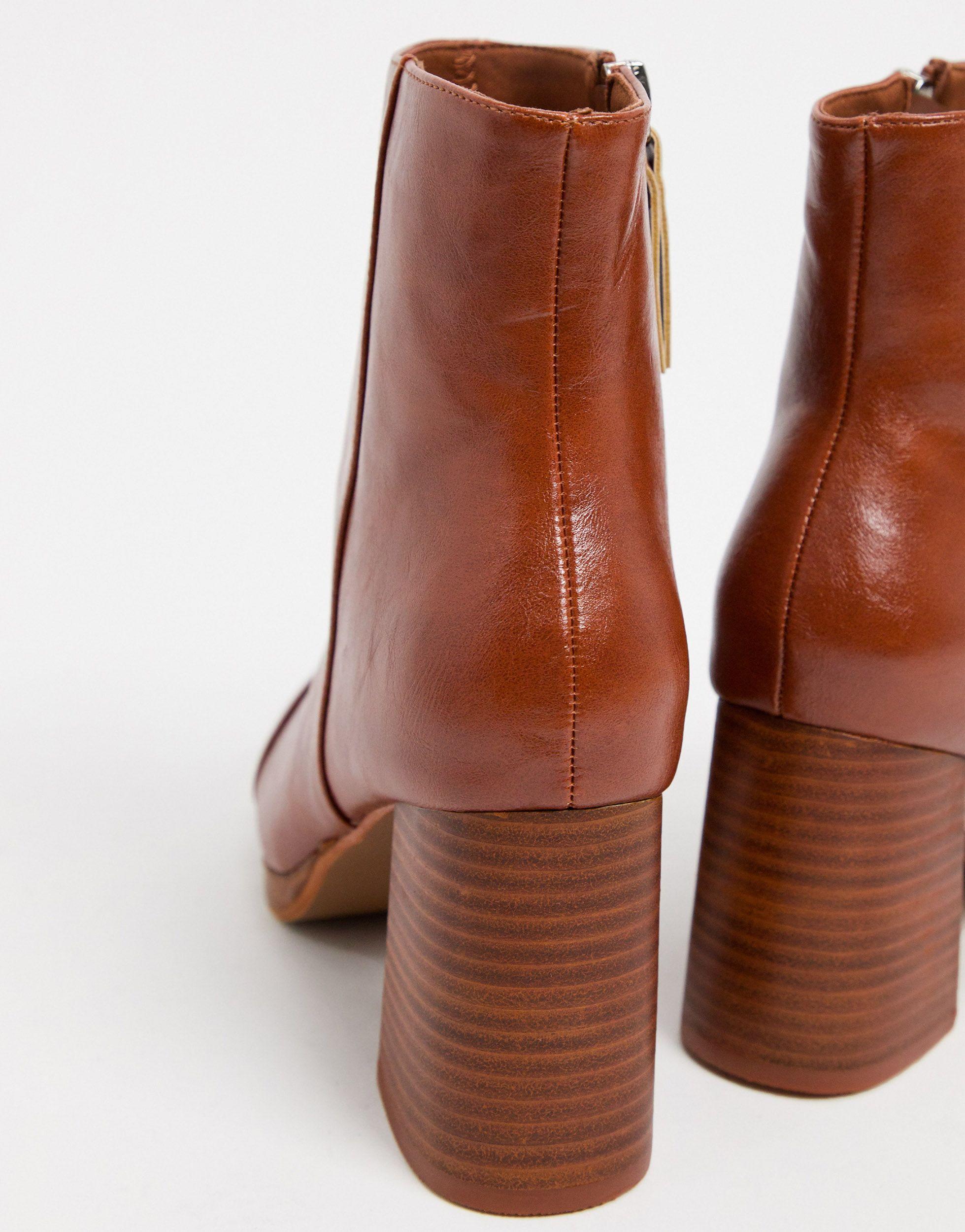 wide fit platform boots