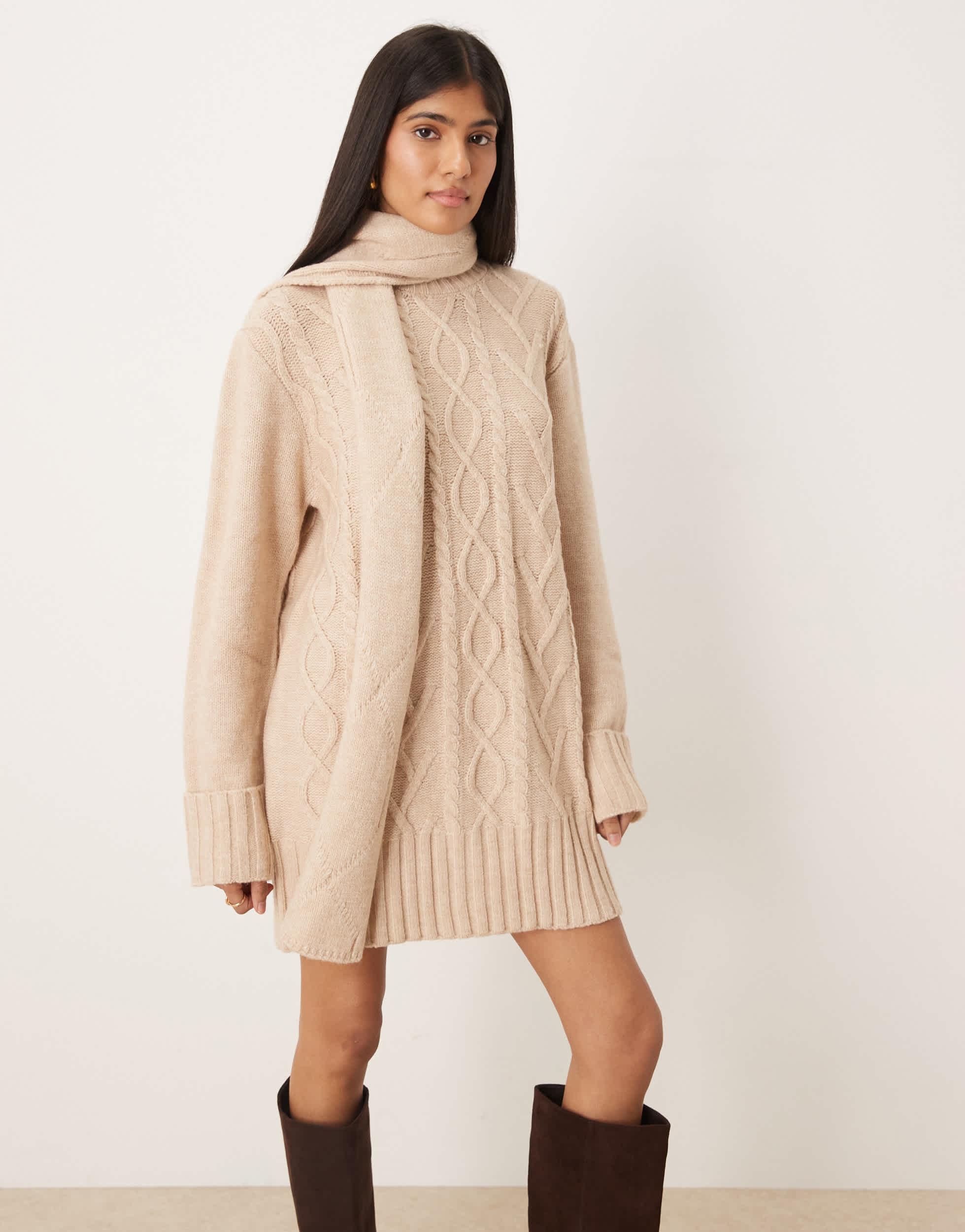 pretty lavish knitted dress Anastasia Sequin Maxi Knit Dress