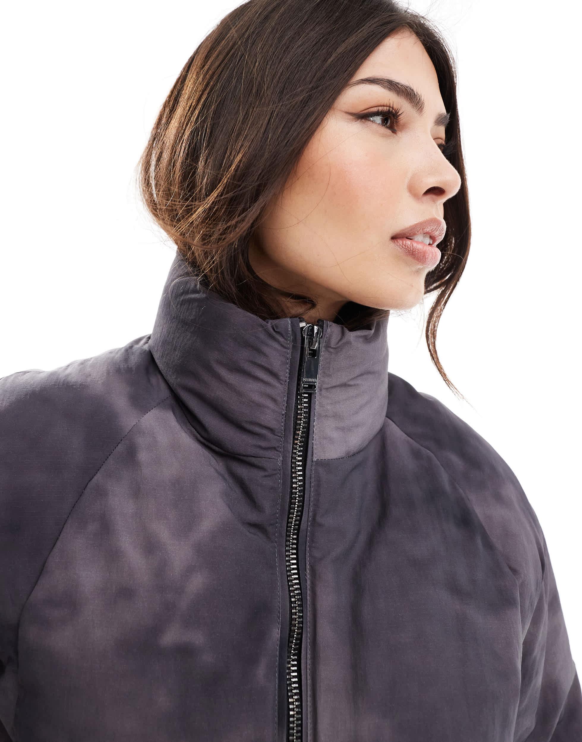 Pull and bear purple puffer jacket deals