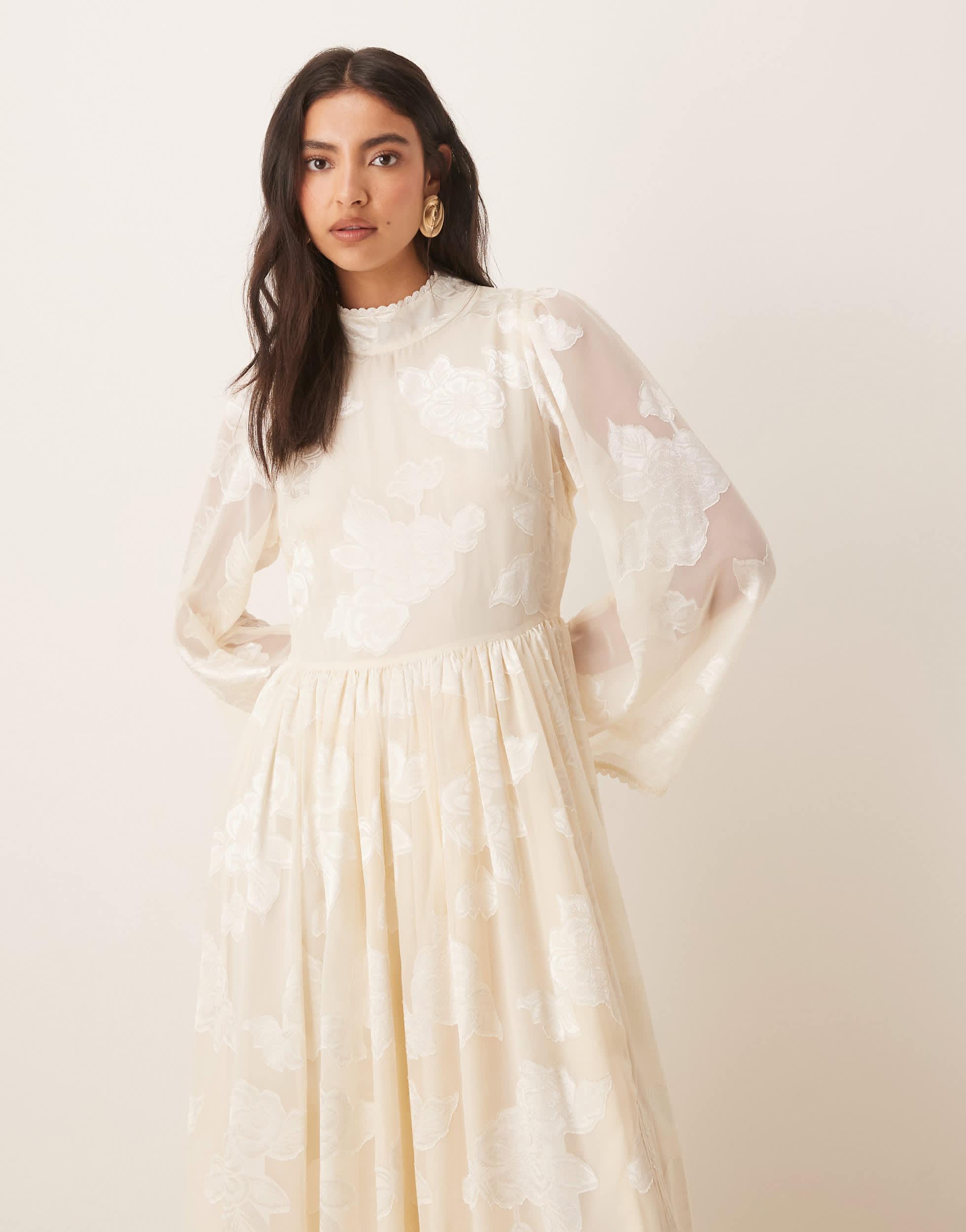 sister jane dandelion midi dress in cream Sister Jane Dandelion Midi Dress in Pink