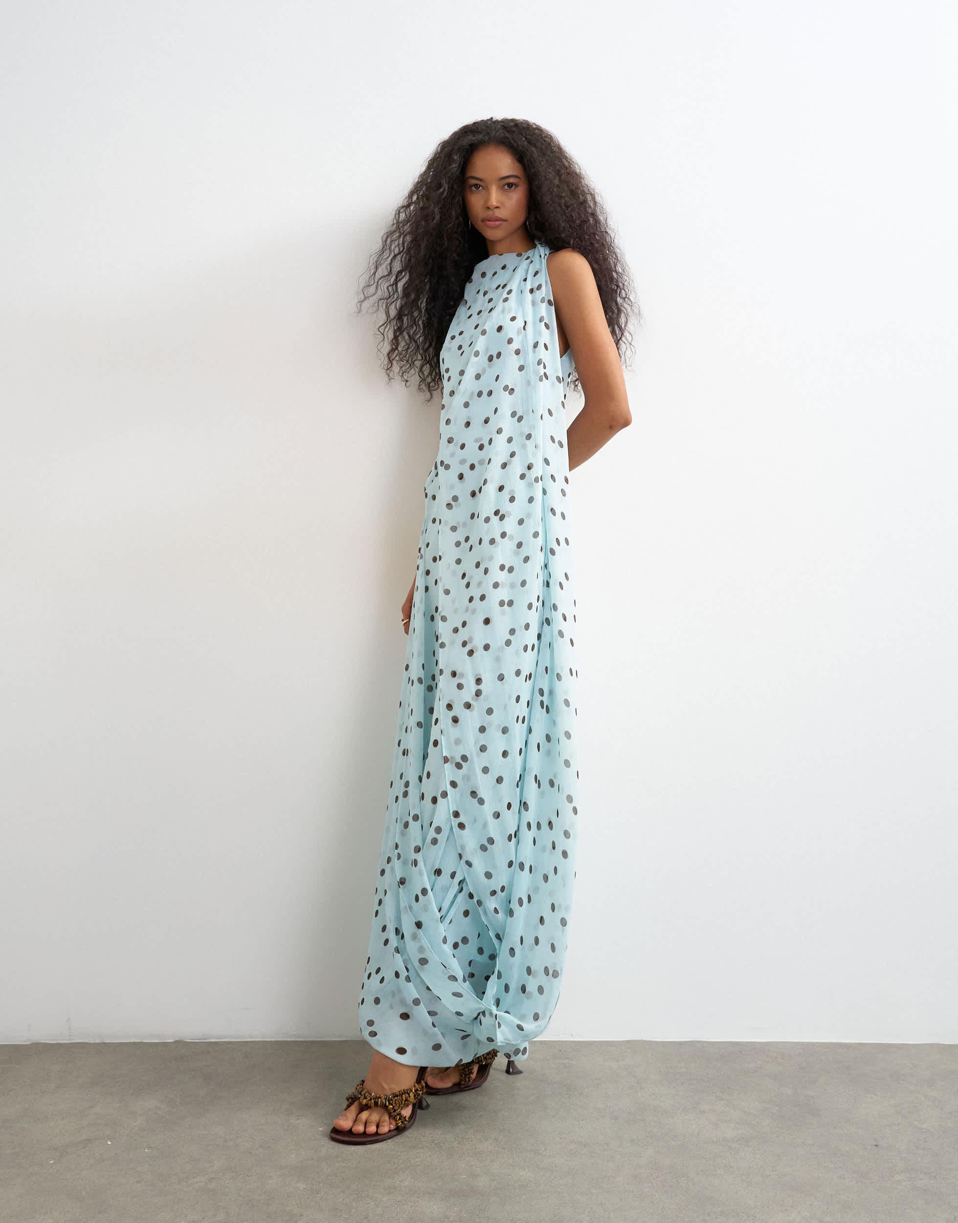 slny halter dress Lenny Scalloped Sequin Mini Ecom Style:MD1E210047 main image 1