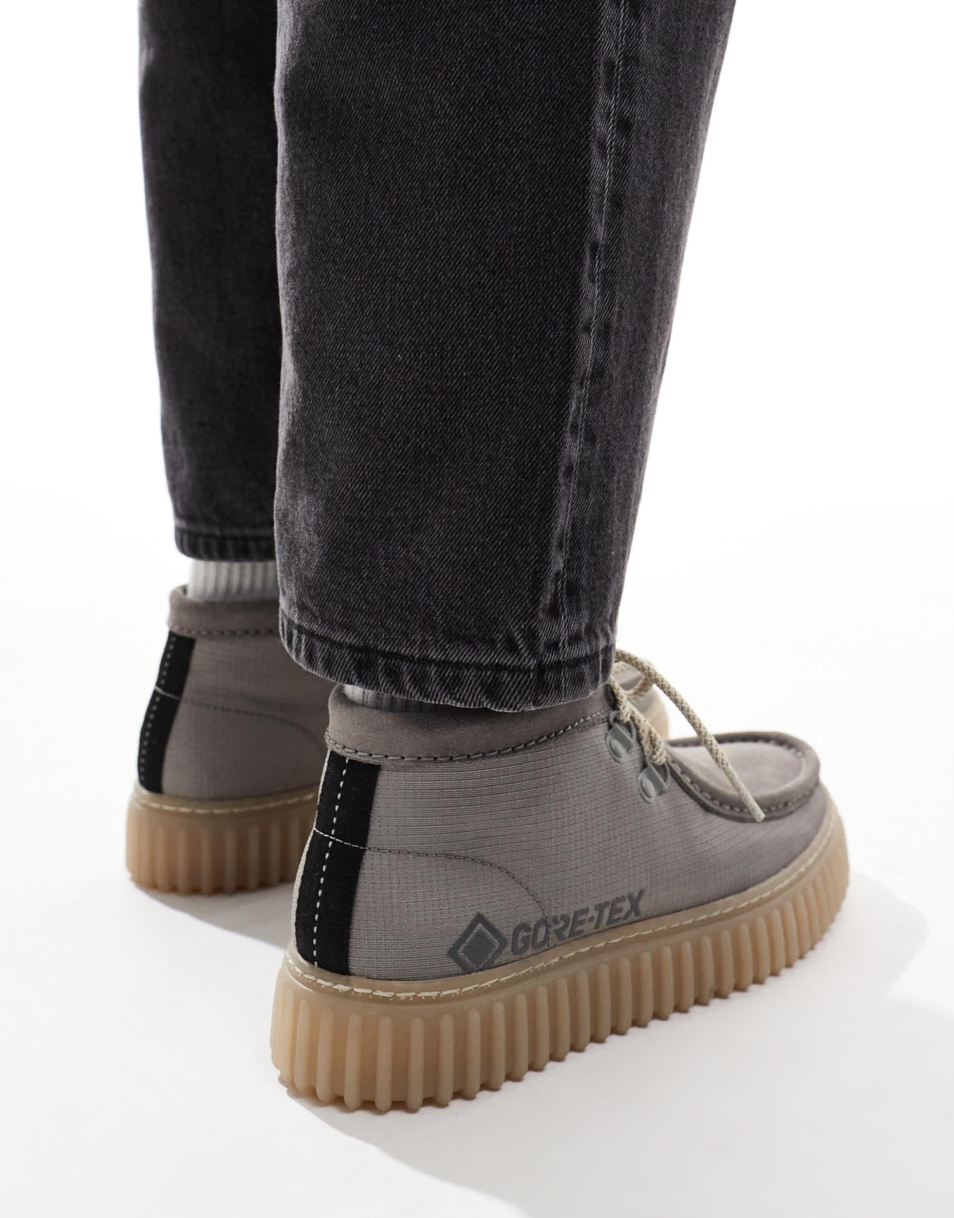 靴 Clarks Torhill Hi GTX Grey Combi 4-513458_grande.jpg?v=1743098544