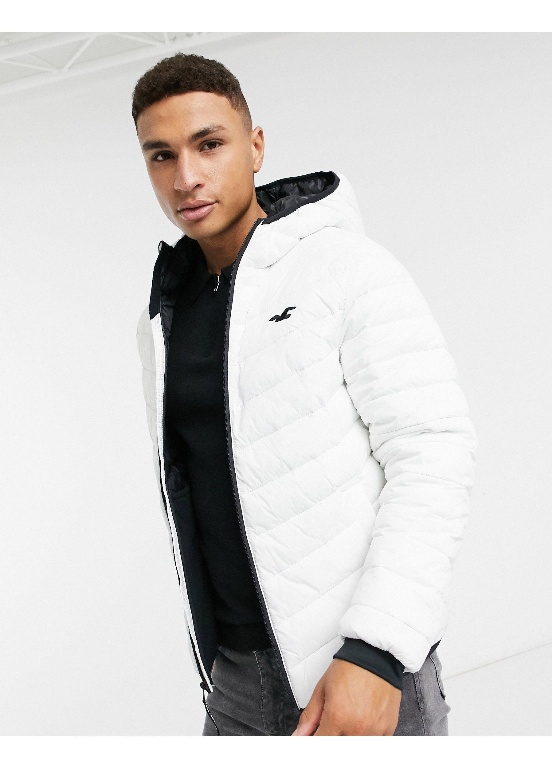 Hollister Synthetic Lightweight Taped Logo Sleeve Hooded Puffer Jacket in  White for Men | Lyst Australia