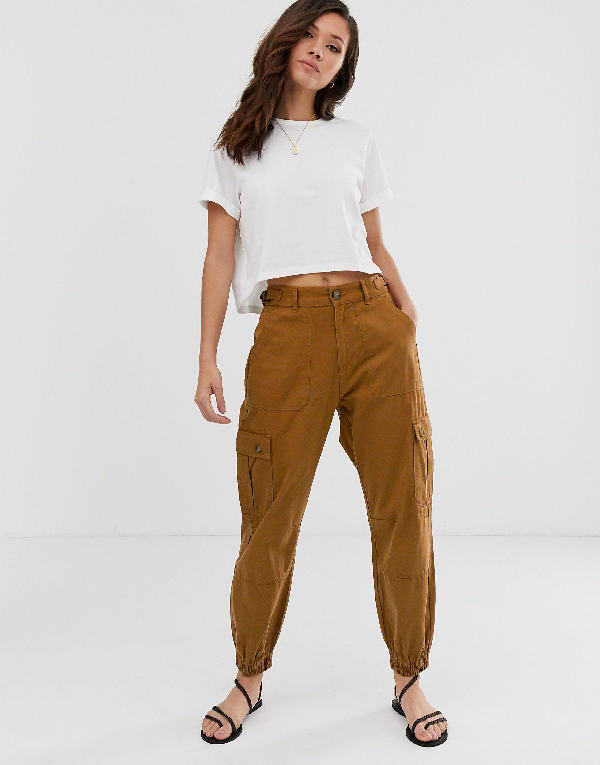 Pantaloni cargo color tabacco con linguettePull\u0026Bear in Denim di colore  Marrone | Lyst