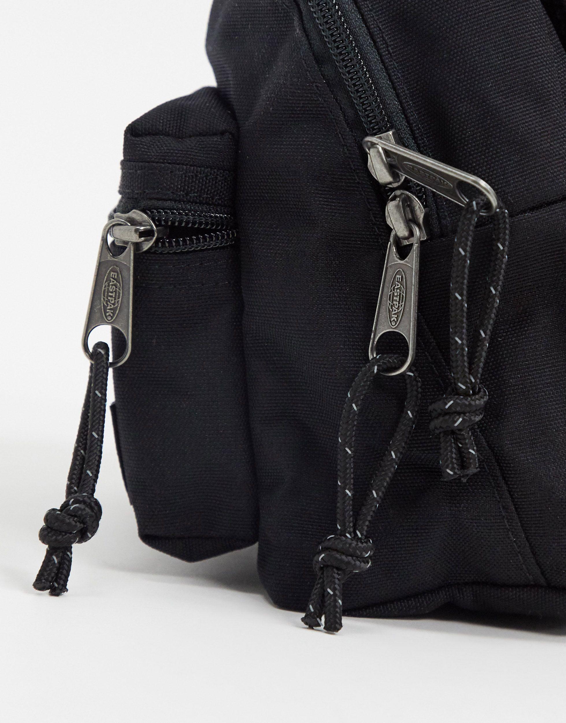 plakboek zelfstandig naamwoord Algebra Eastpak Mini Backpack With Front Pouch in Black | Lyst