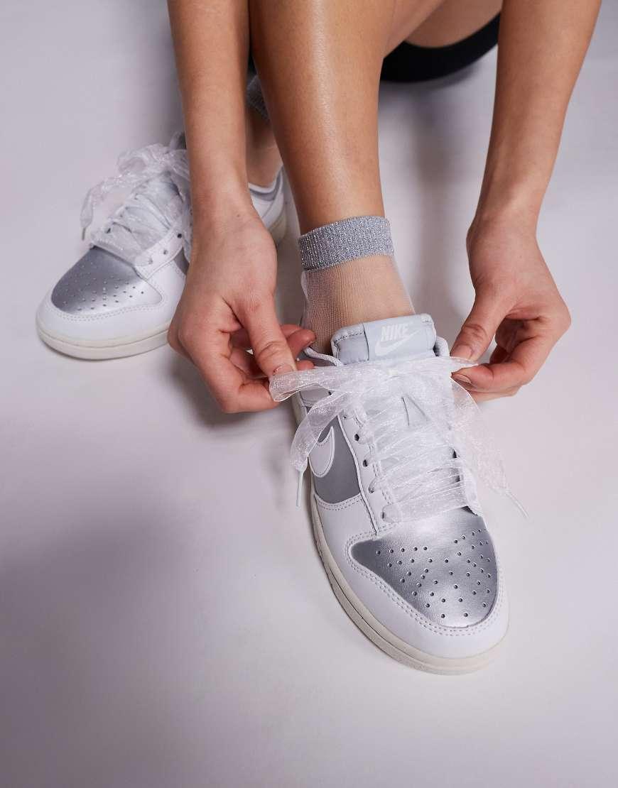 dunk low disrupt sail on feet