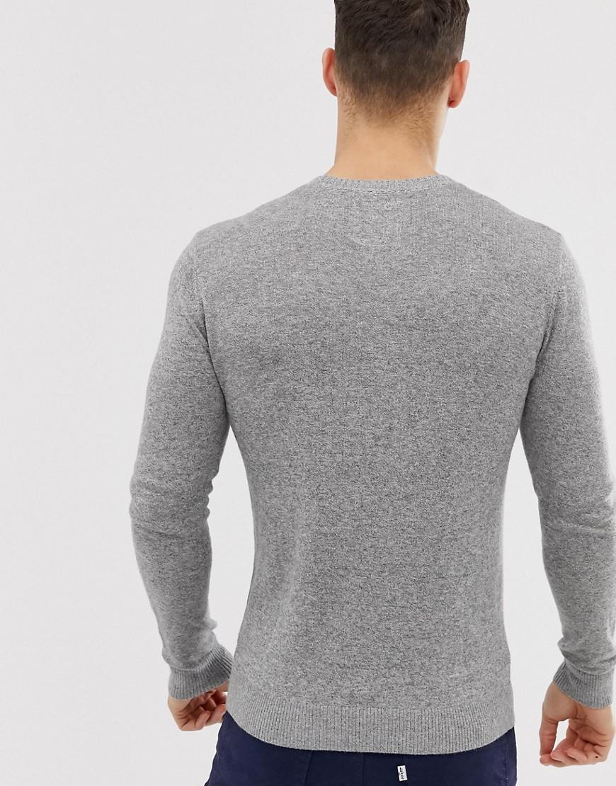hollister muscle fit jumper