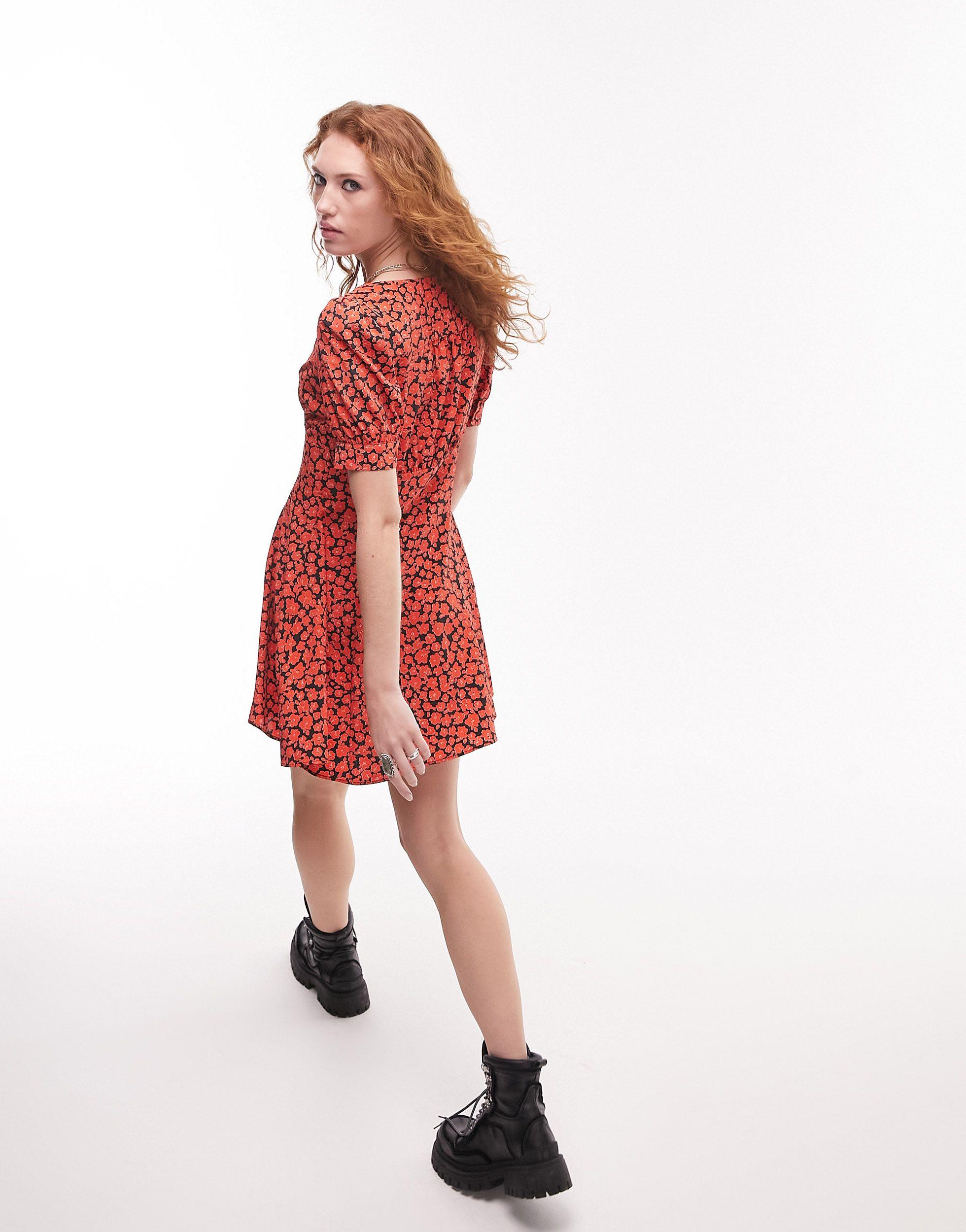 TOPSHOP Bella V-neck Mini Tea Dress in Red | Lyst