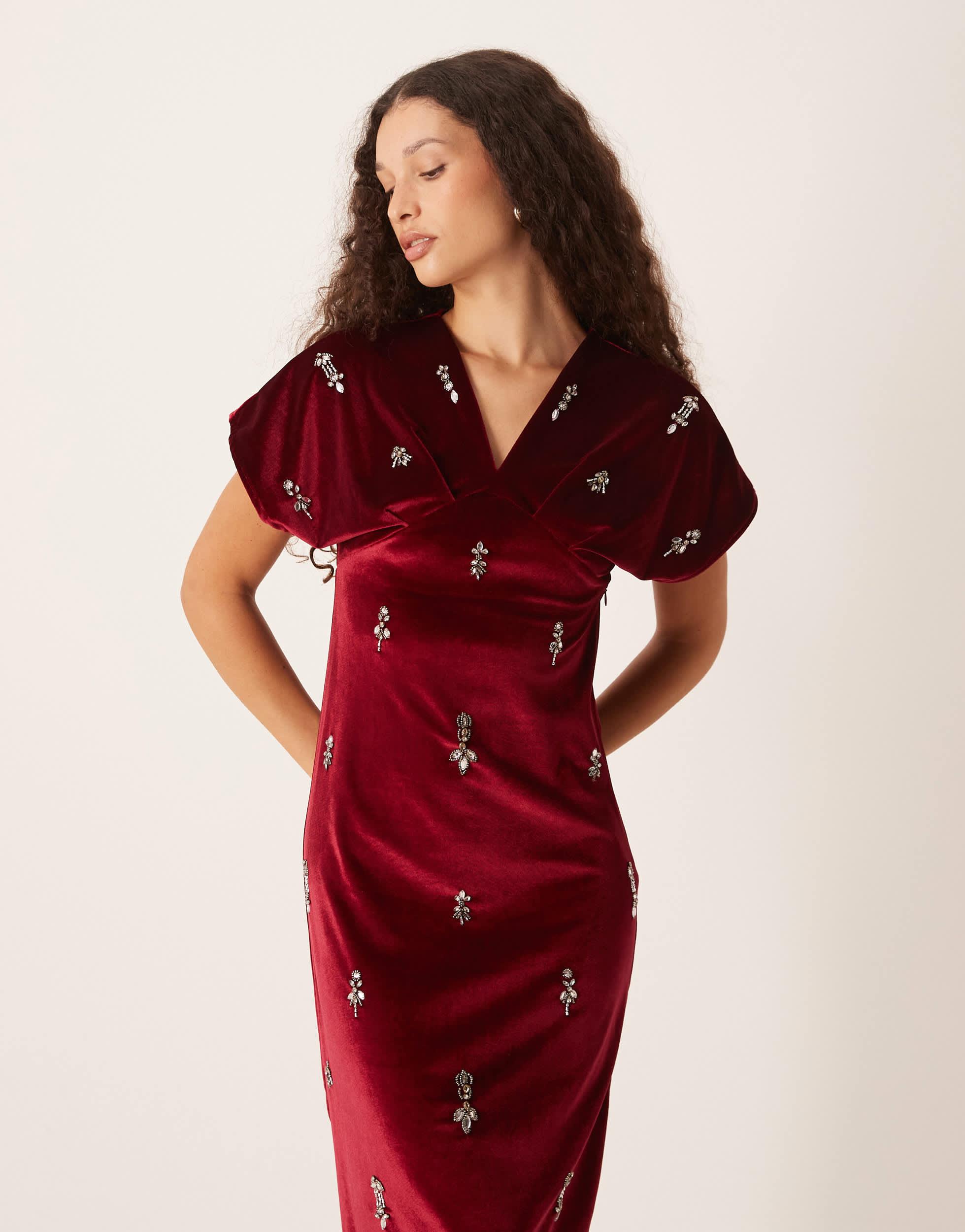 knee length dresses for ladies Lea Black Midi Dress main image 1