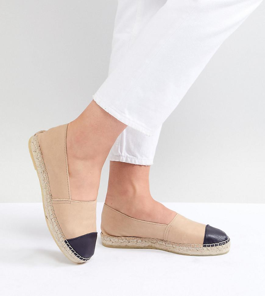 toe cap espadrilles