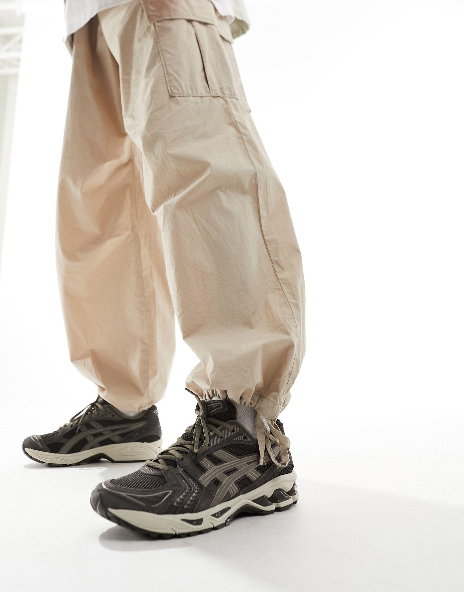 Asics Gel kayano 14 Trainers in Natural for Men Lyst UK