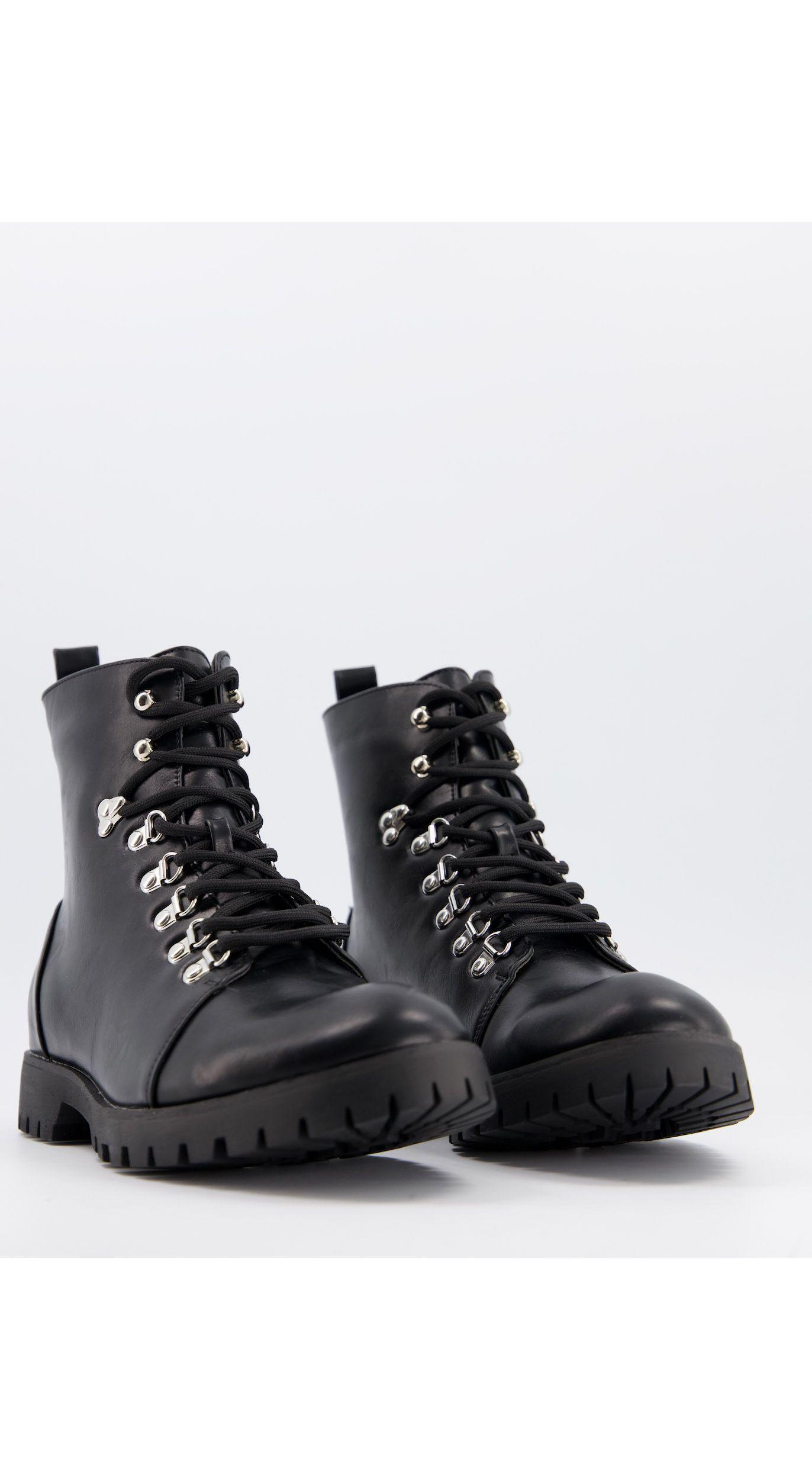 boots truffle collection