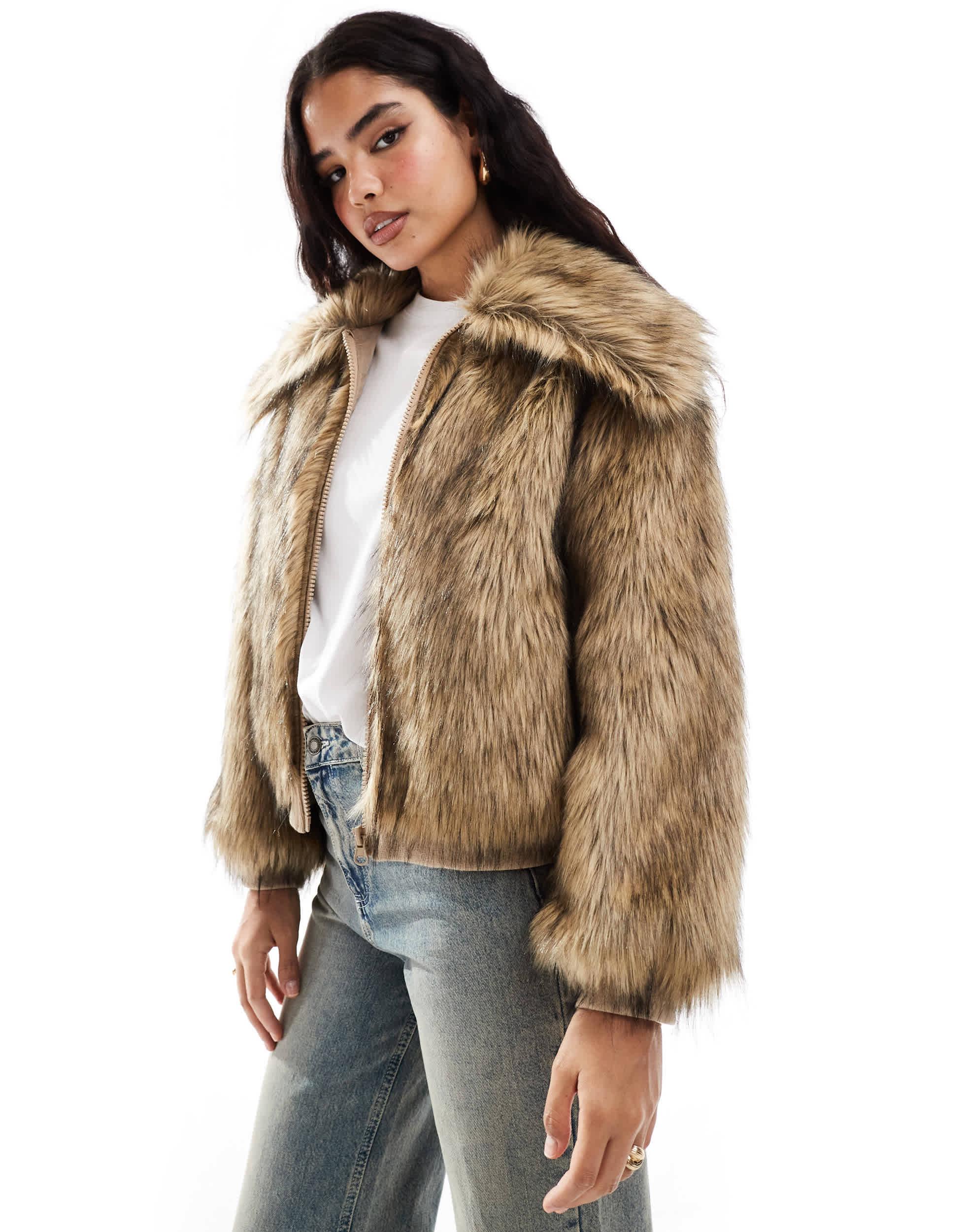 Str veste en fausse fourrure beige Stradivarius en coloris Neutre Lyst