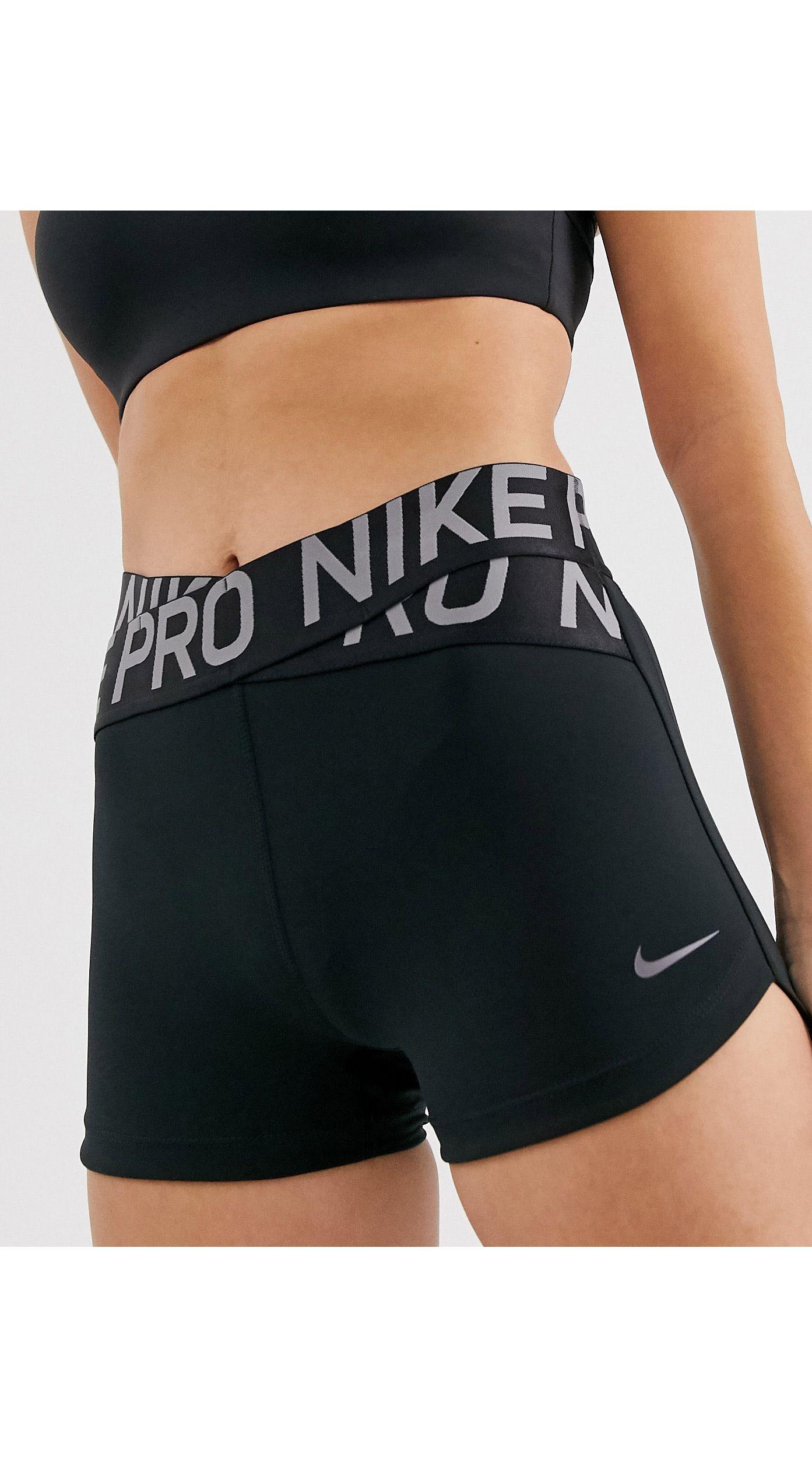 Nike Pro - Pantaloncini da training con incrocio neri di Nike in Nero | Lyst