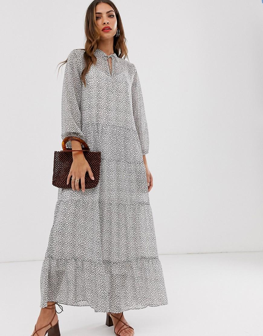 vero moda ditsy tiered maxi dress