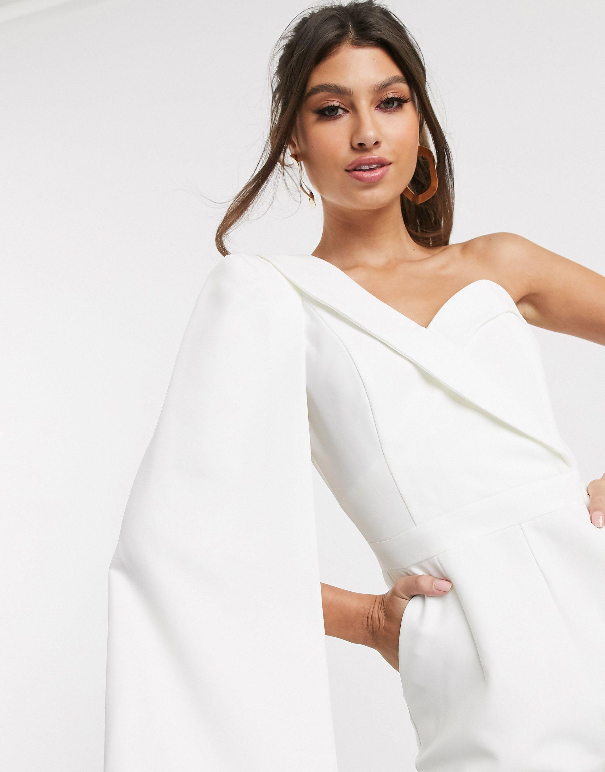 Lavish Alice – er Jumpsuit mit One-Shoulder-Träger und Cape in Weiß | Lyst  DE