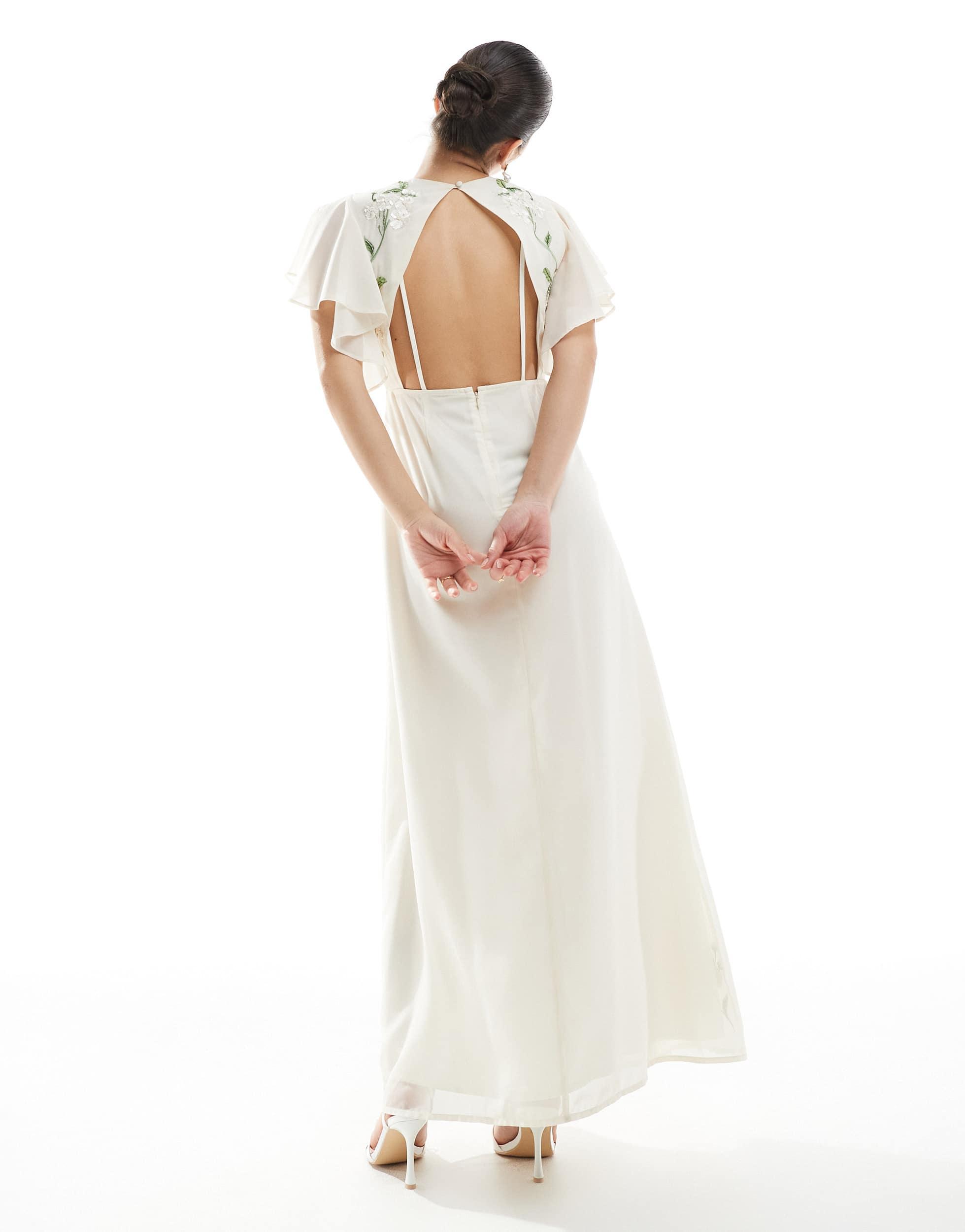 Hope & Ivy Bridal Swan Embellished Open Back Maxi Dress in White | Lyst