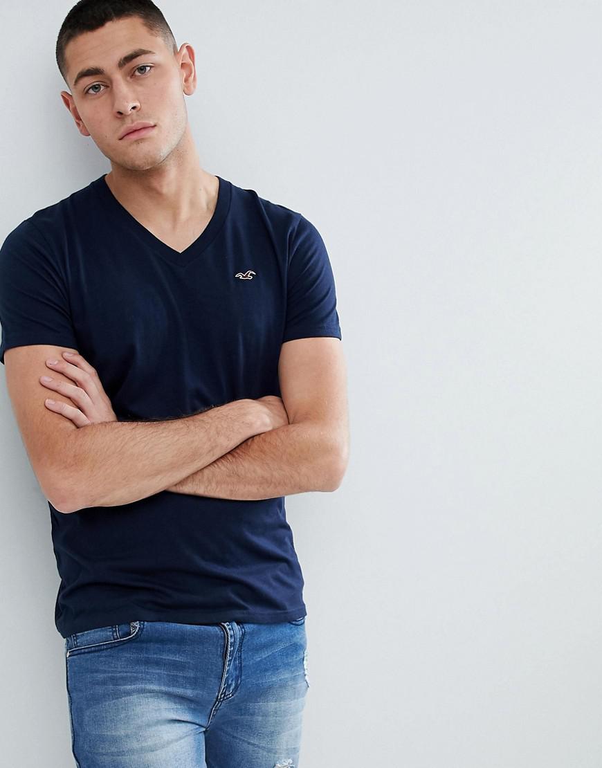 hollister v neck tee