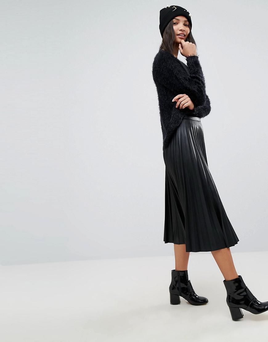stradivarius pleated midi skirt in white