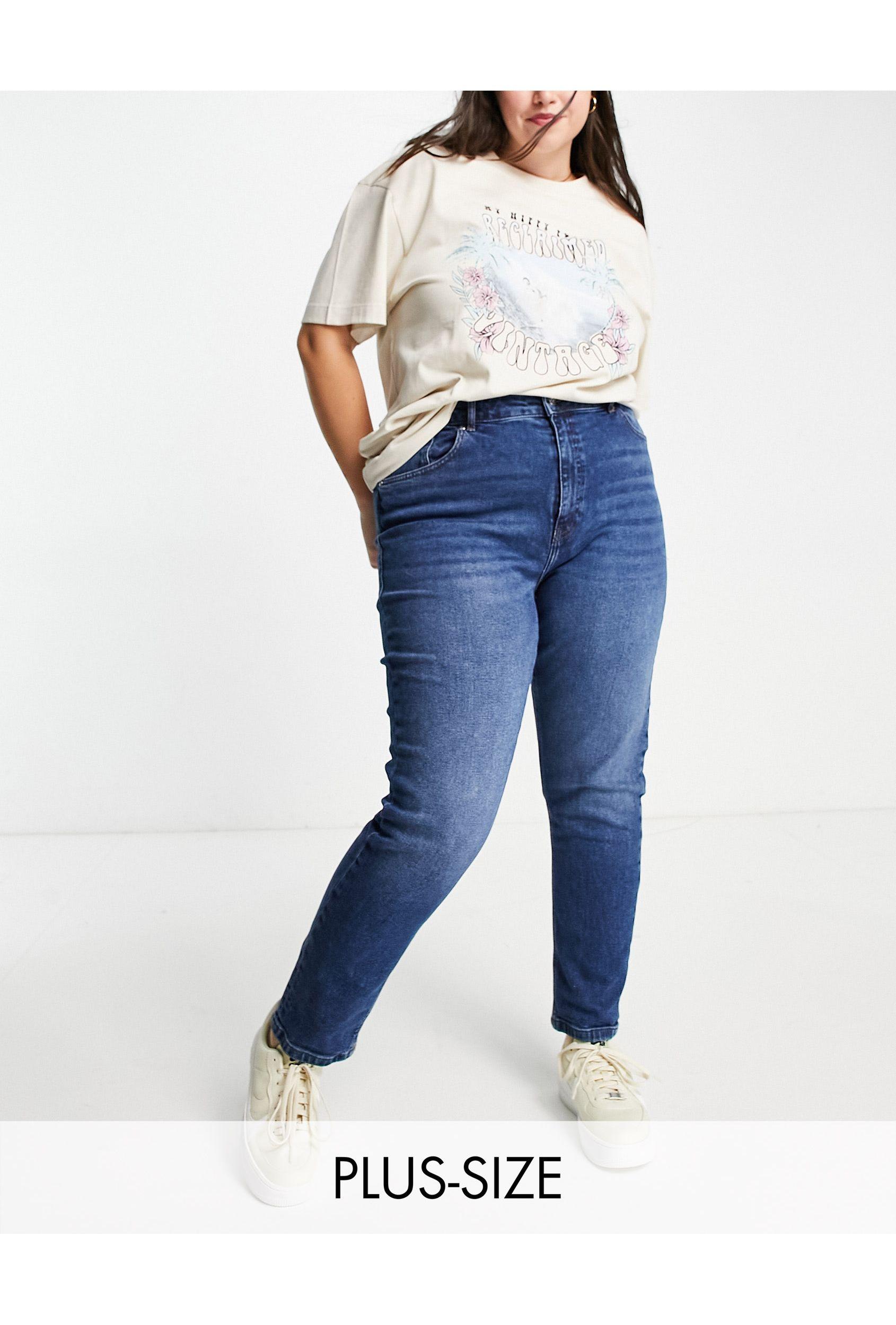 ONLY Mom Jeans in Blue |