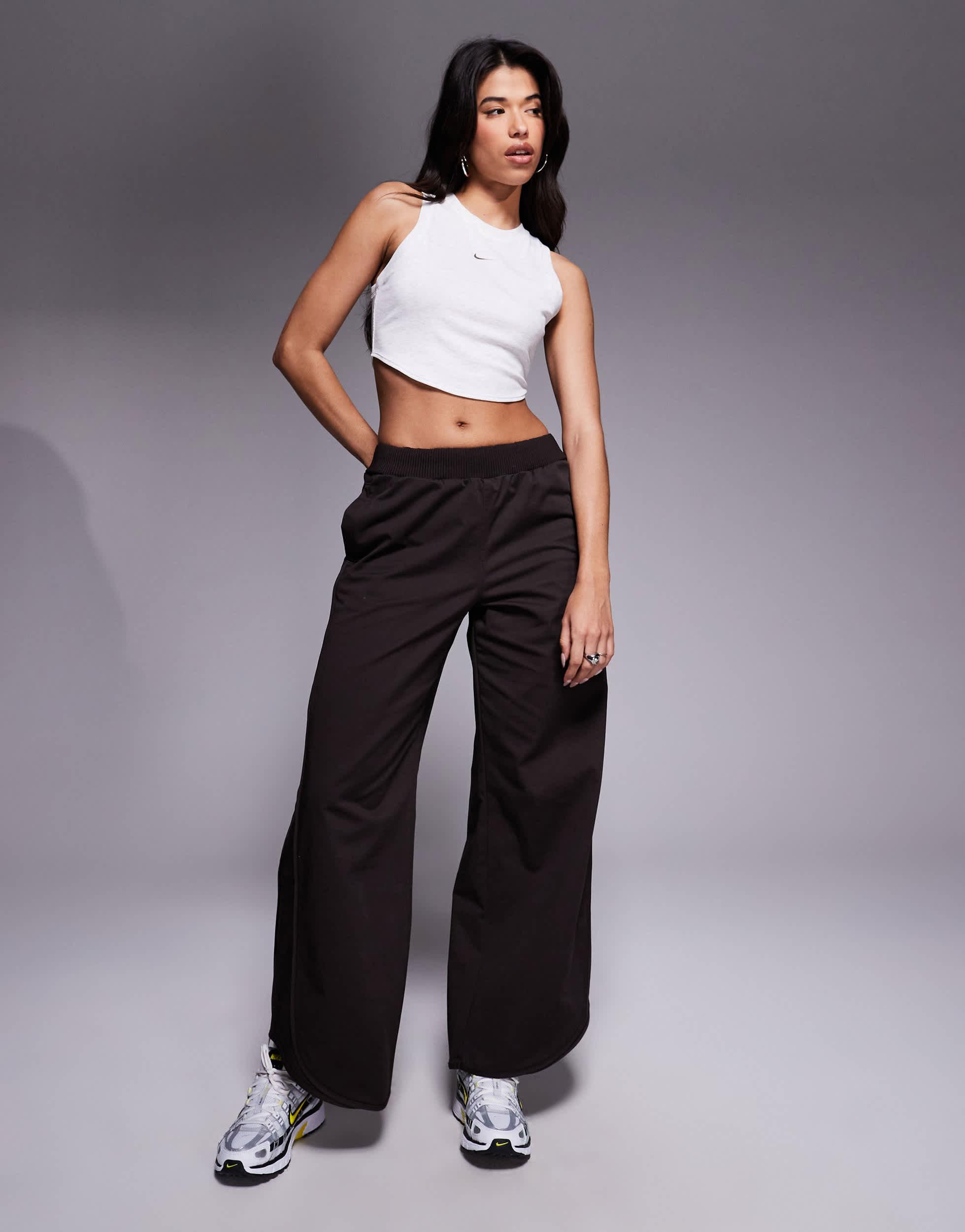【NIKE】ワイドレッグバギーパンツJordan WideLeg Baggy Trouser Vintage Nike Oversized Straight Wide Leg Windbreaker