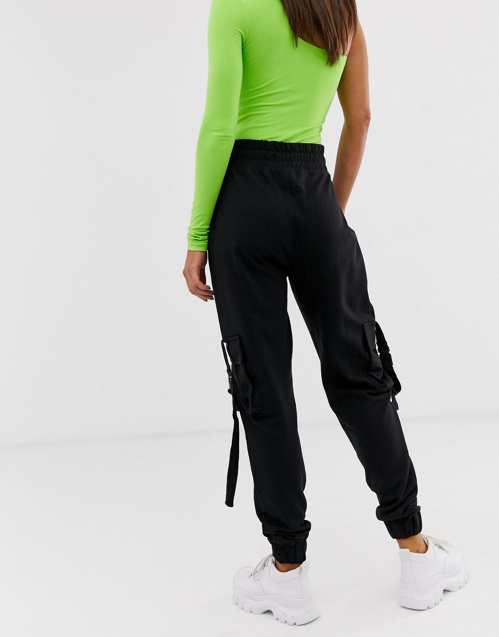 seat belt cargo pants