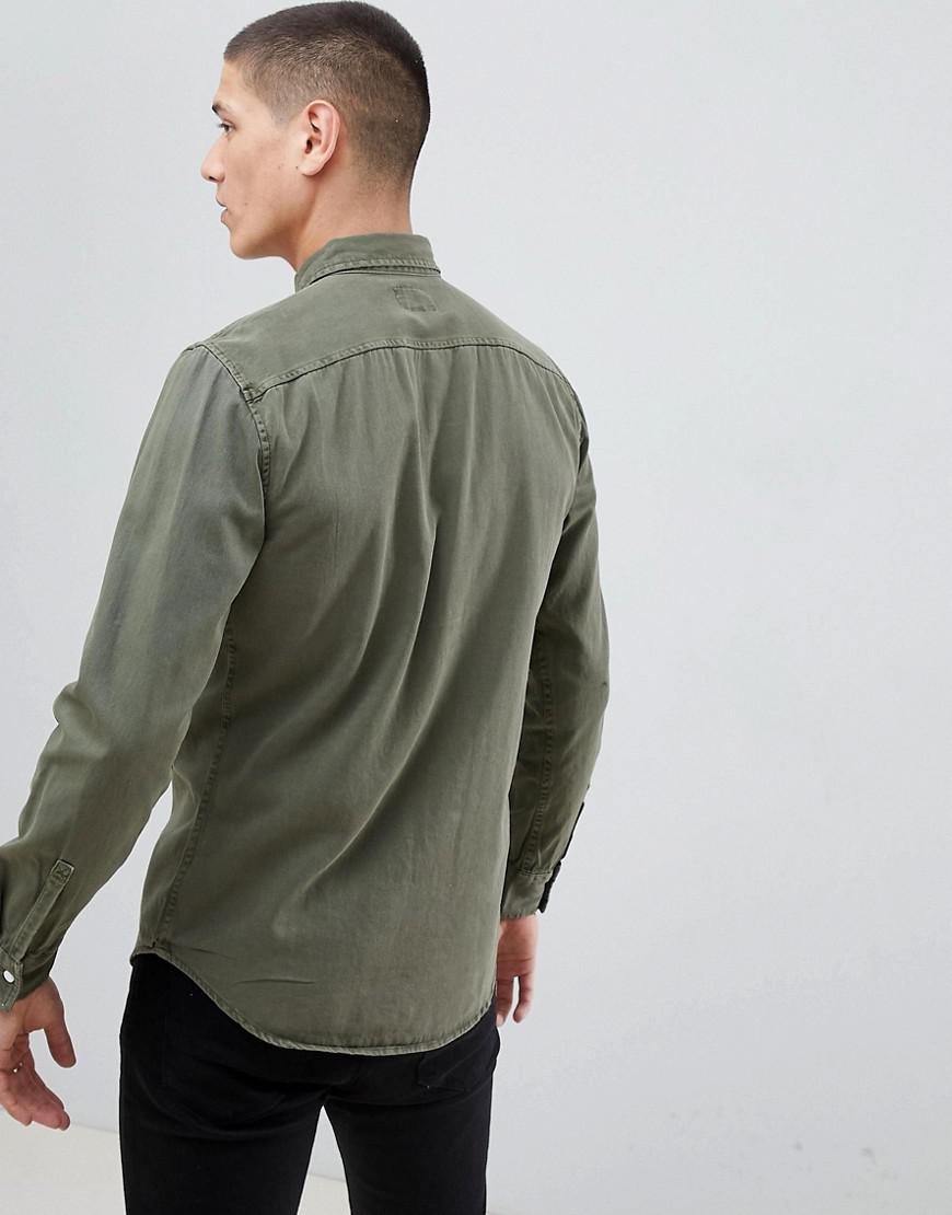 pull and bear green shirt