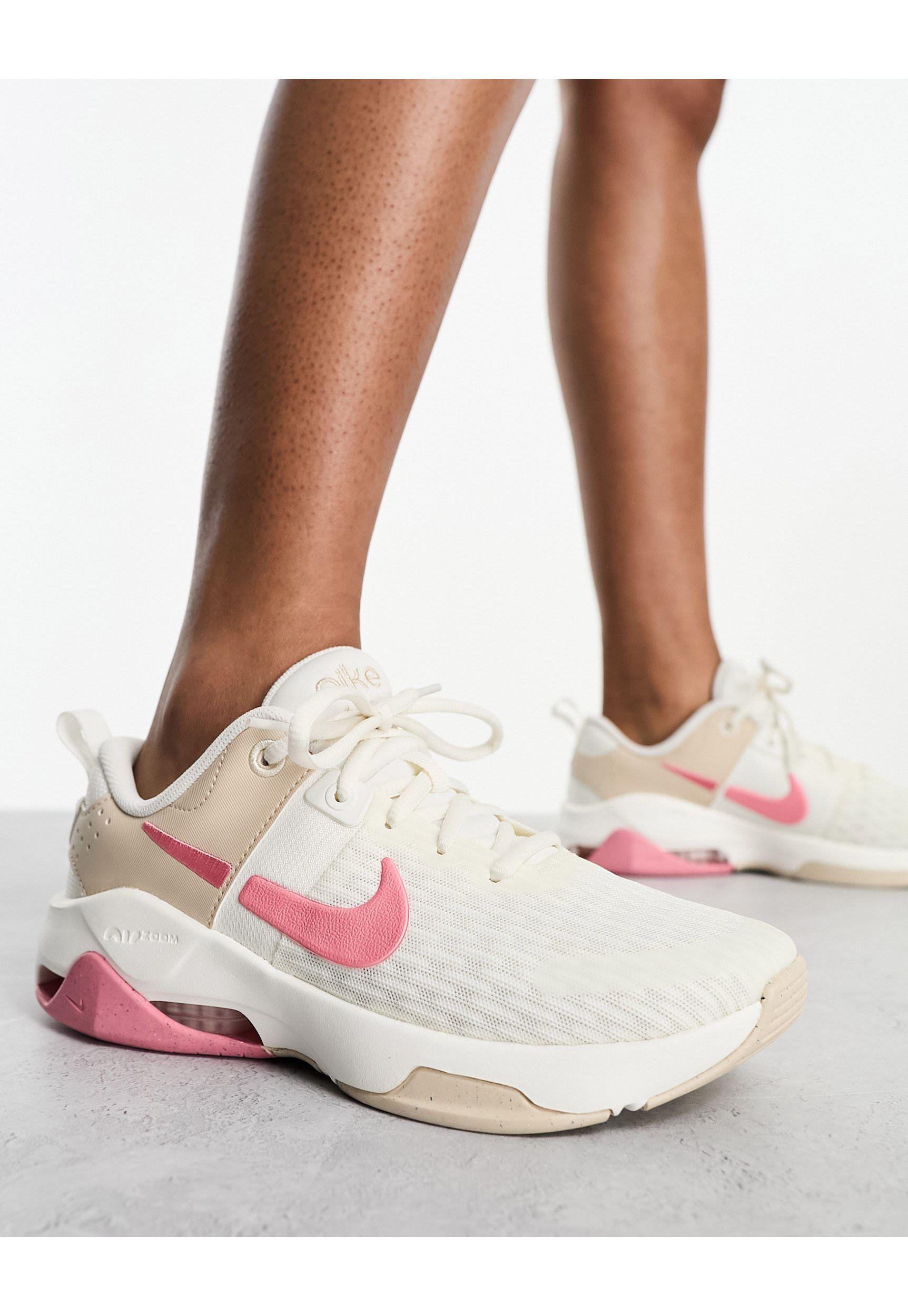 Nike air deals bella trainers