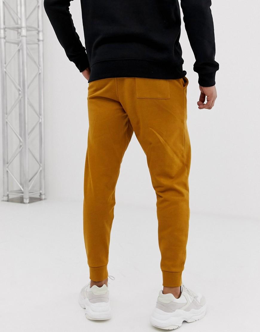 men's straight leg jeans body type