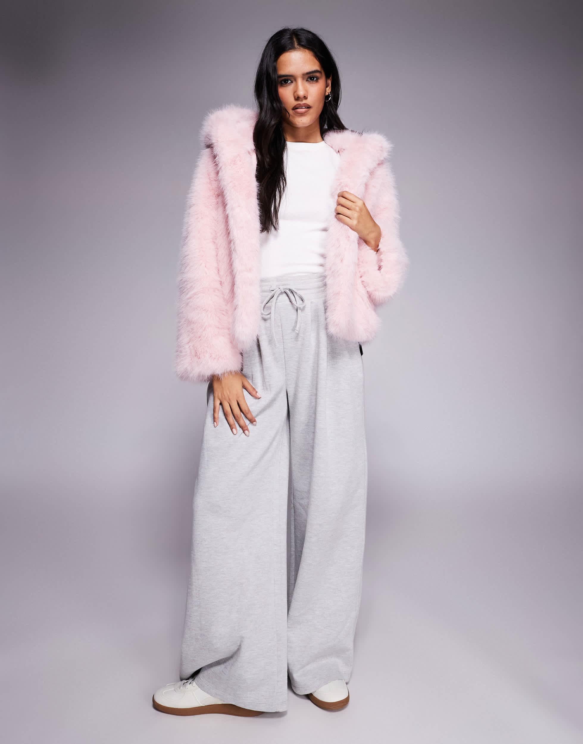 Kiwi & Co Faye Faux Fur Hooded Cropped Jacket in Pink | Lyst