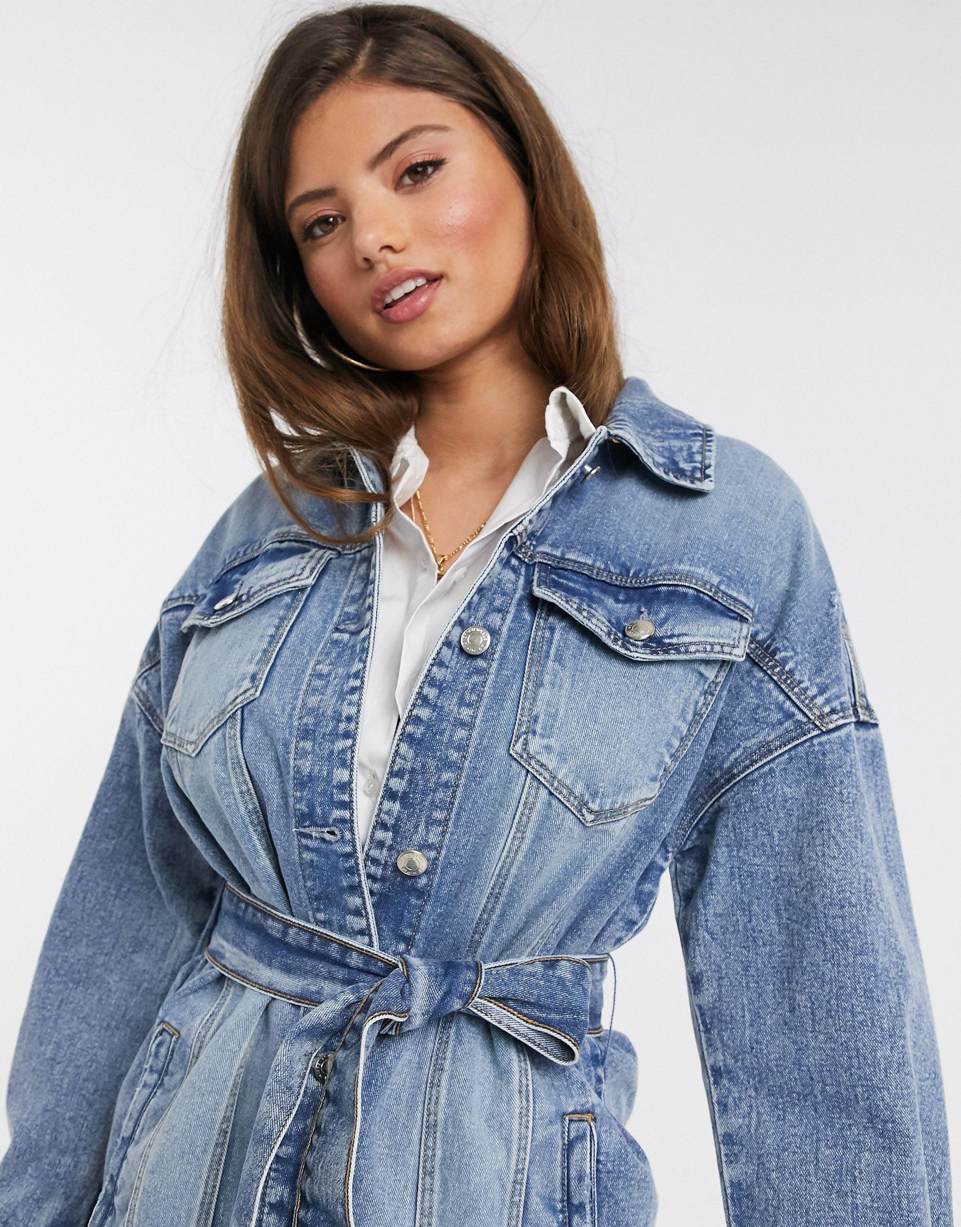 Giacca di jeans con cintura bluStradivarius in Denim di colore Blu | Lyst
