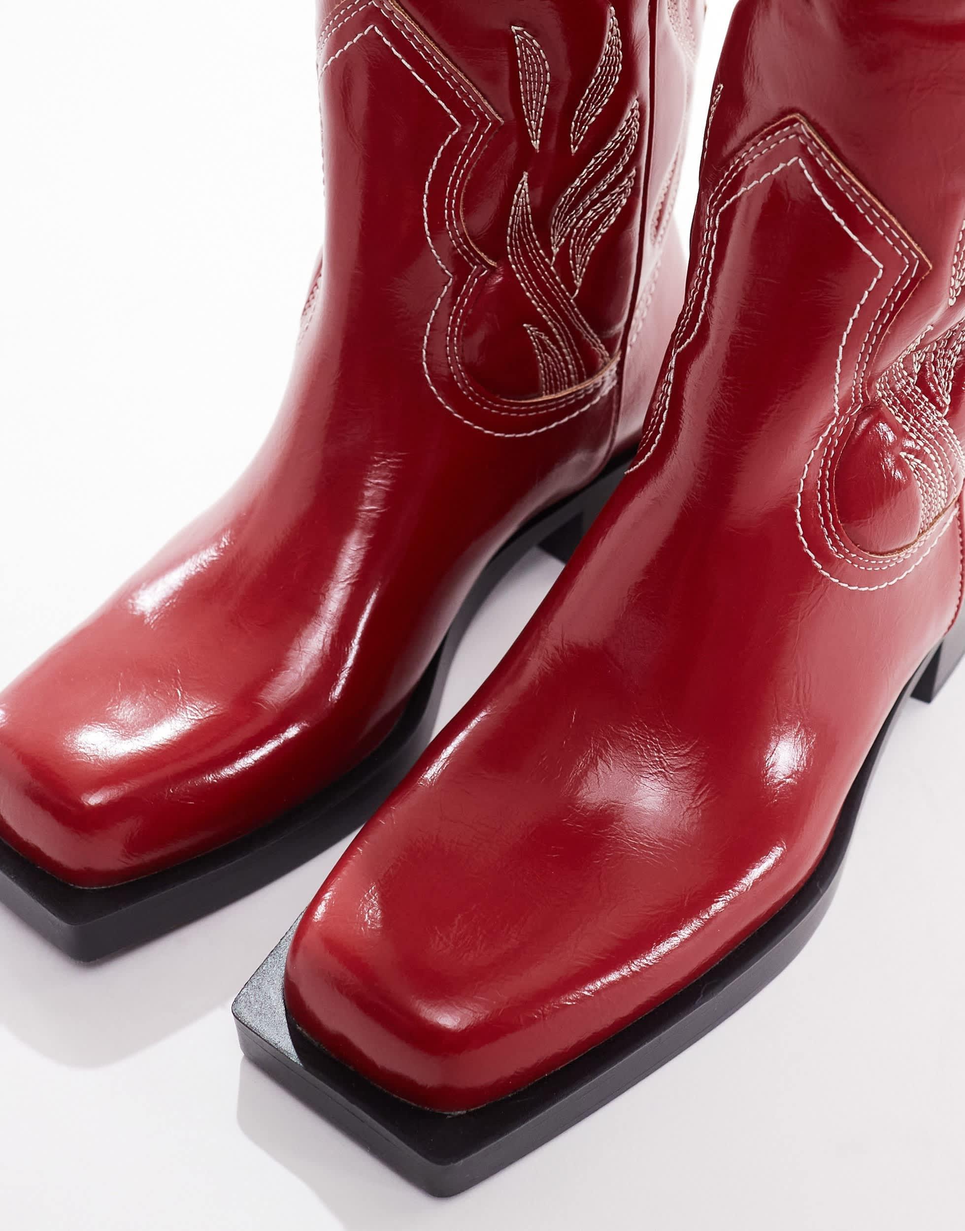 Stradivarius – wildleder-cowboystiefel in Rot Lyst DE