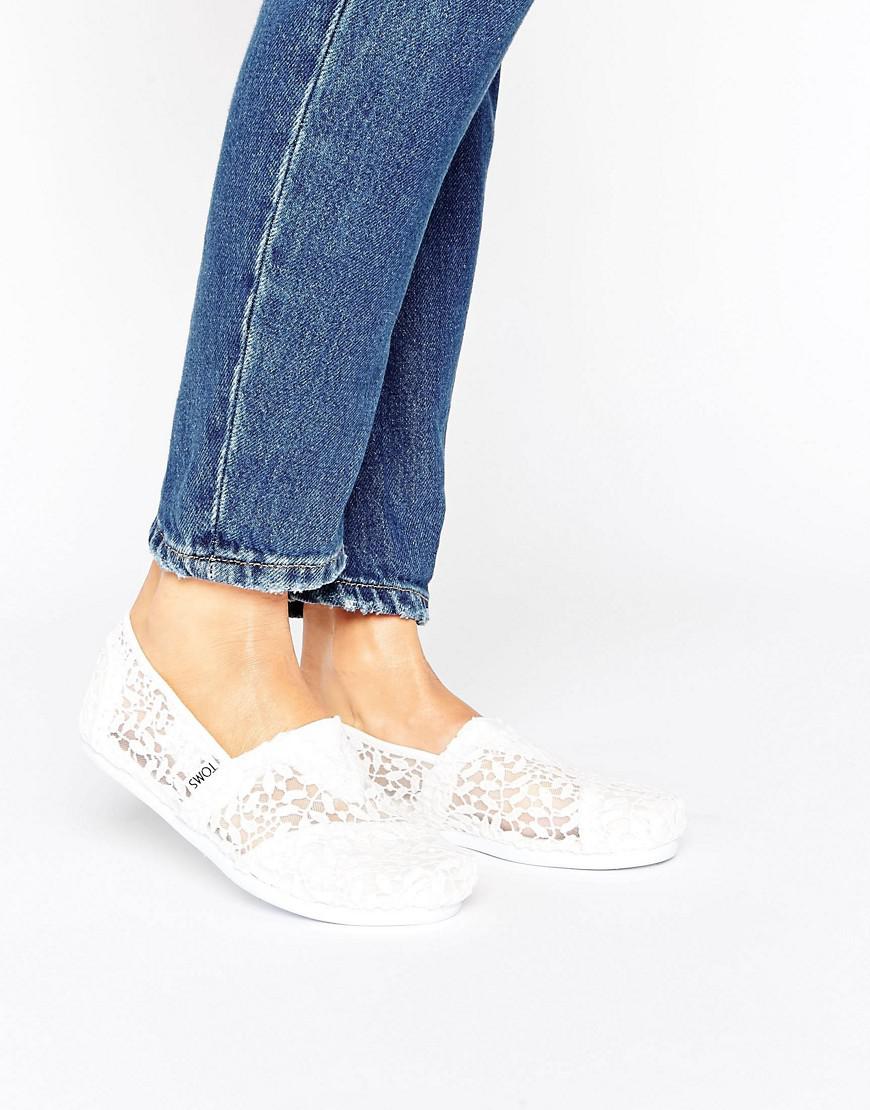 TOMS Classic White Lace Leaves Flat 