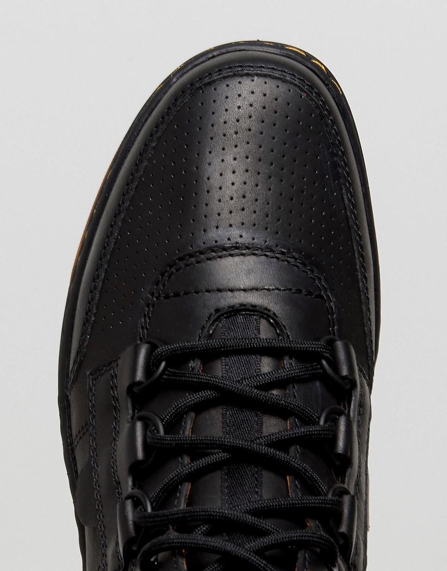 dr martens derry black