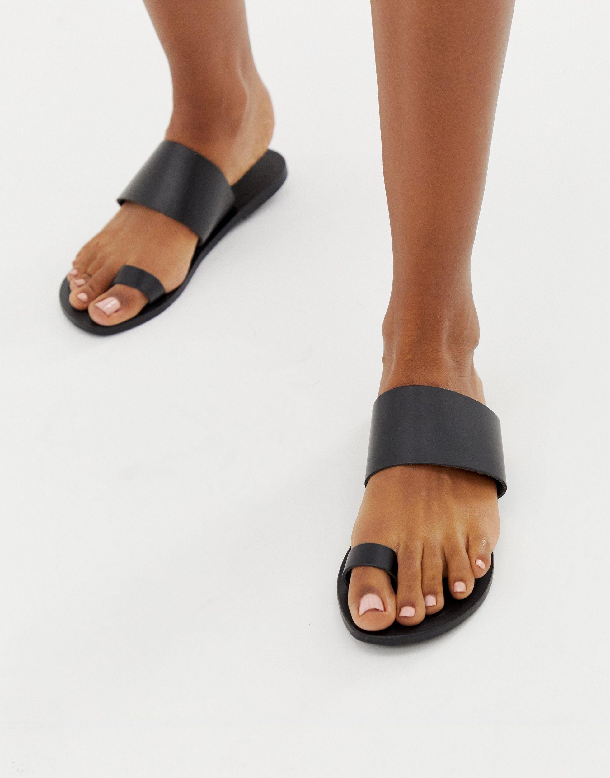 ASOS Faro Leather Toe Loop Flat Sandals in Black | Lyst Canada