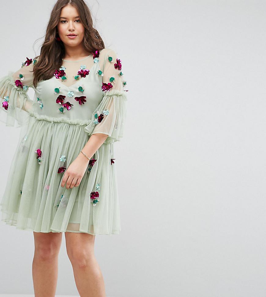Fluted Sleeve Tulle Smock Dress 
