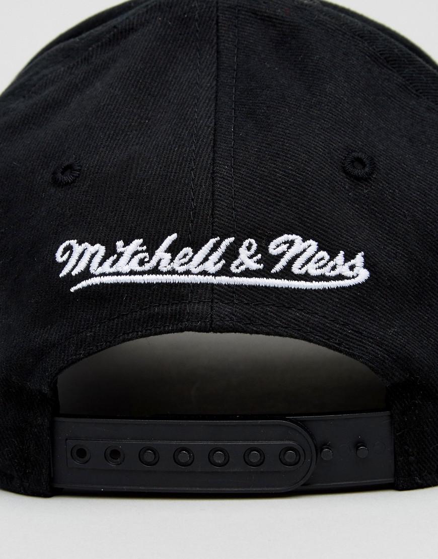 mitchell and ness 110 flexfit snapback
