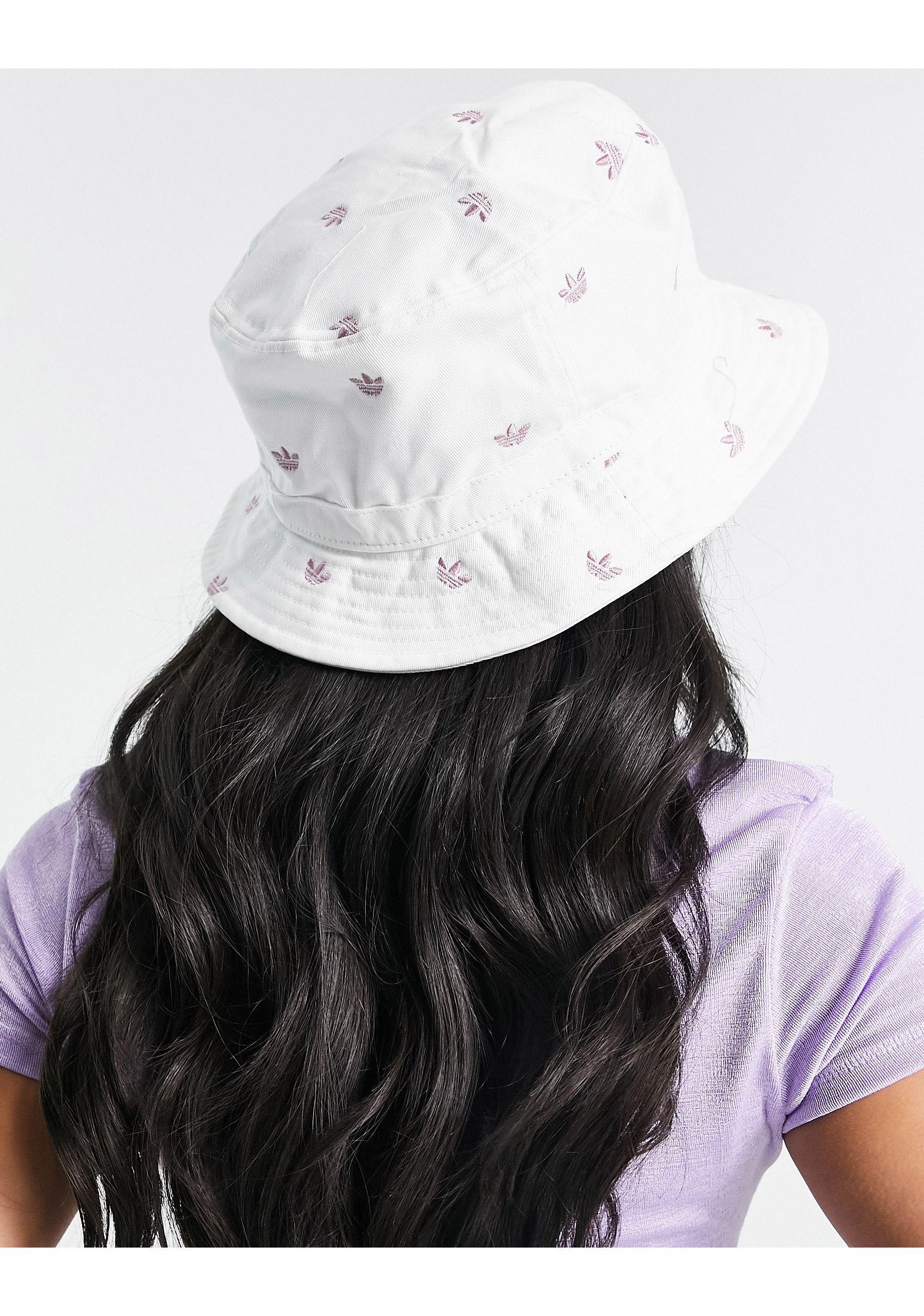adidas Originals All Over Trefoil Print Bucket Hat in White | Lyst