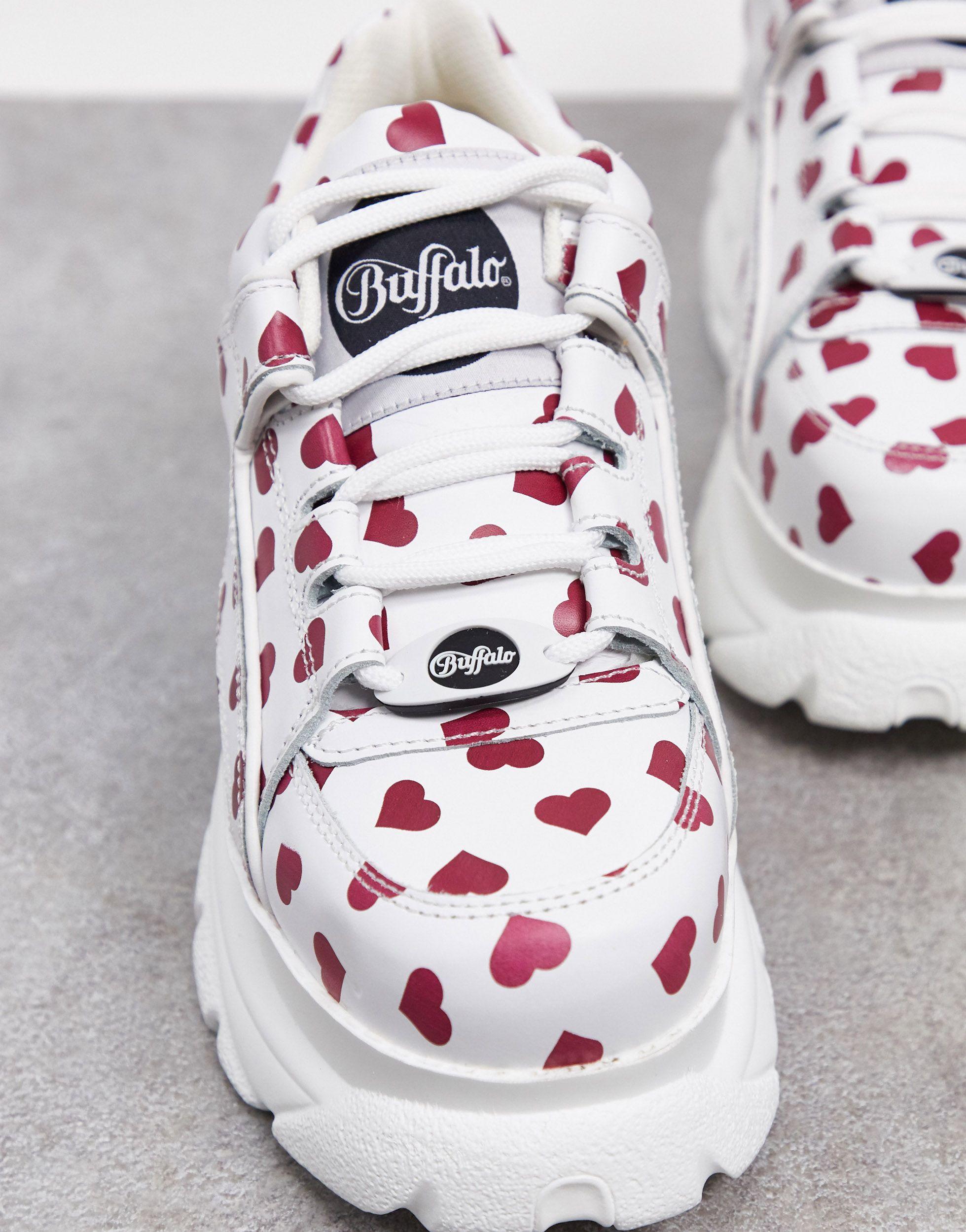 Buffalo Sneakers Met Dikke Zool En Hartjesprint - Lyst