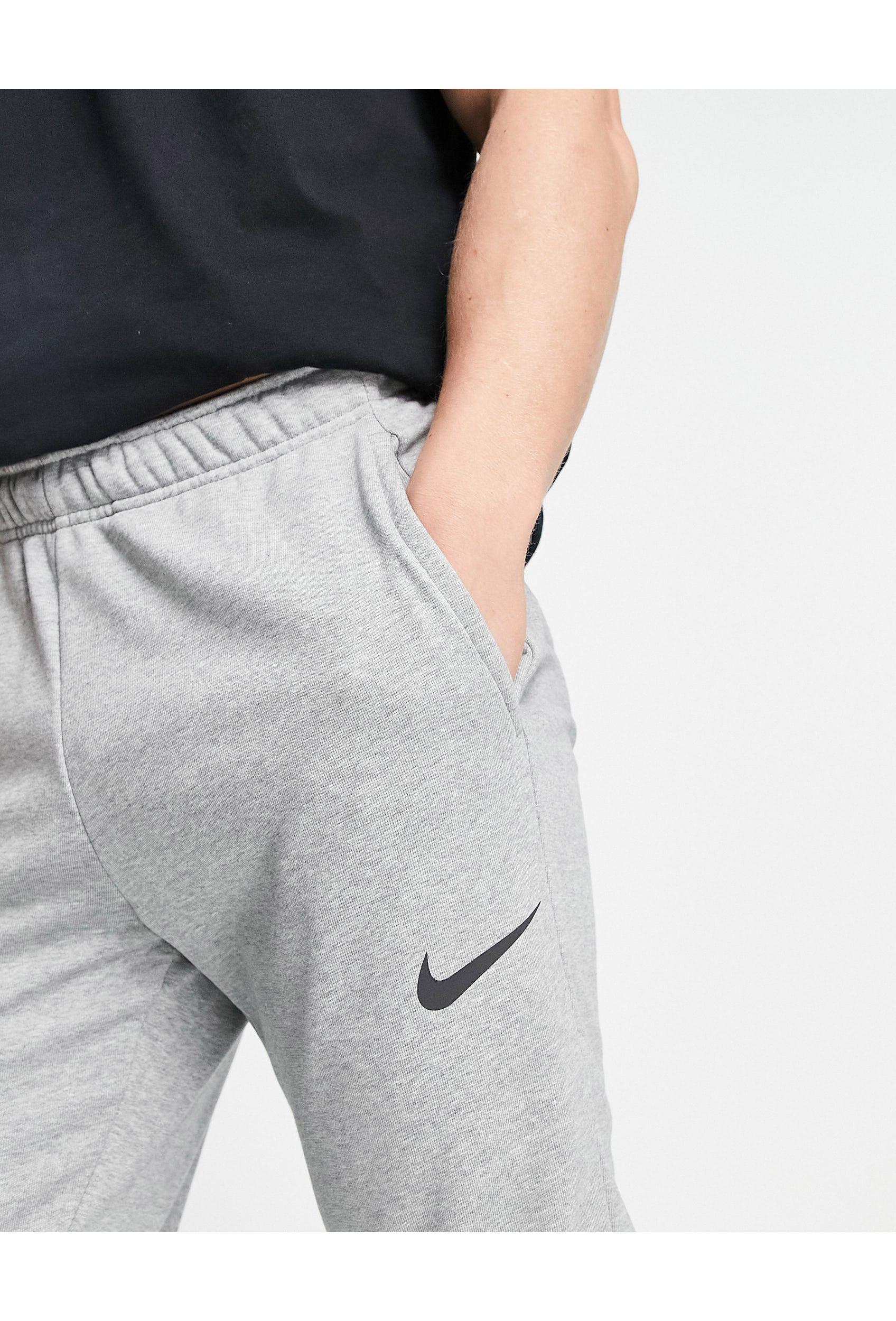 Nike – dri-fit – schmal zulaufende jogginghose in Grau für Herren - Lyst