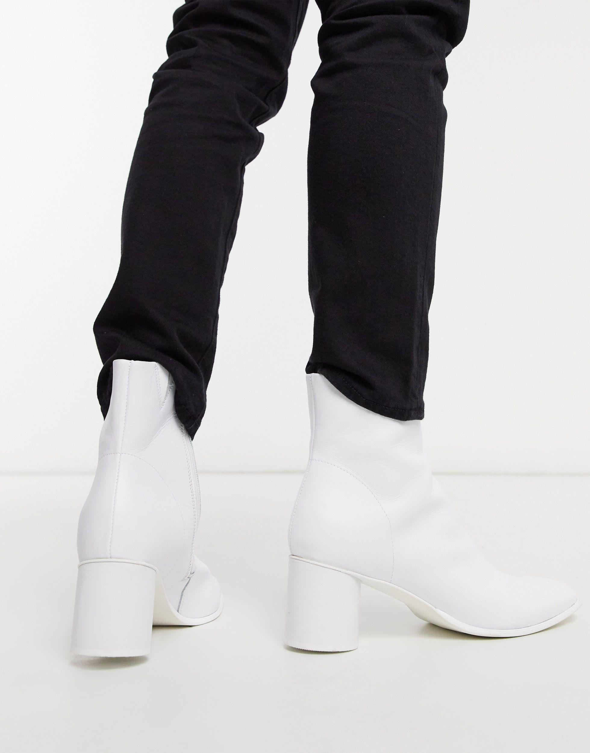 ASOS Chelsea Boots Met Ronde Neus En Hak Van Wit Leer Met Witte Zool in het  Wit voor heren - Lyst