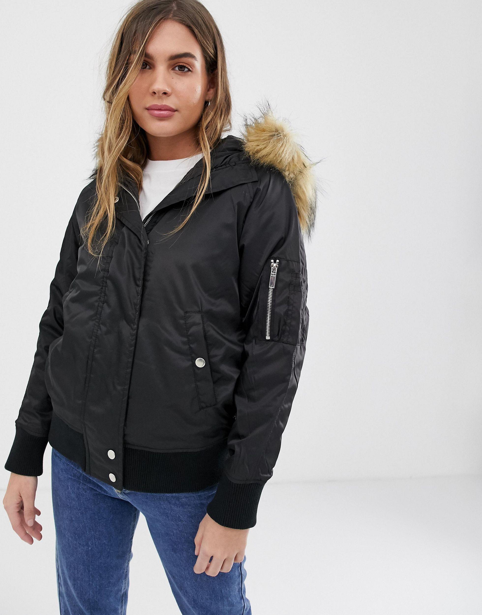 Cazadora bomber con capucha y pelo sintético New Look de color Negro | Lyst