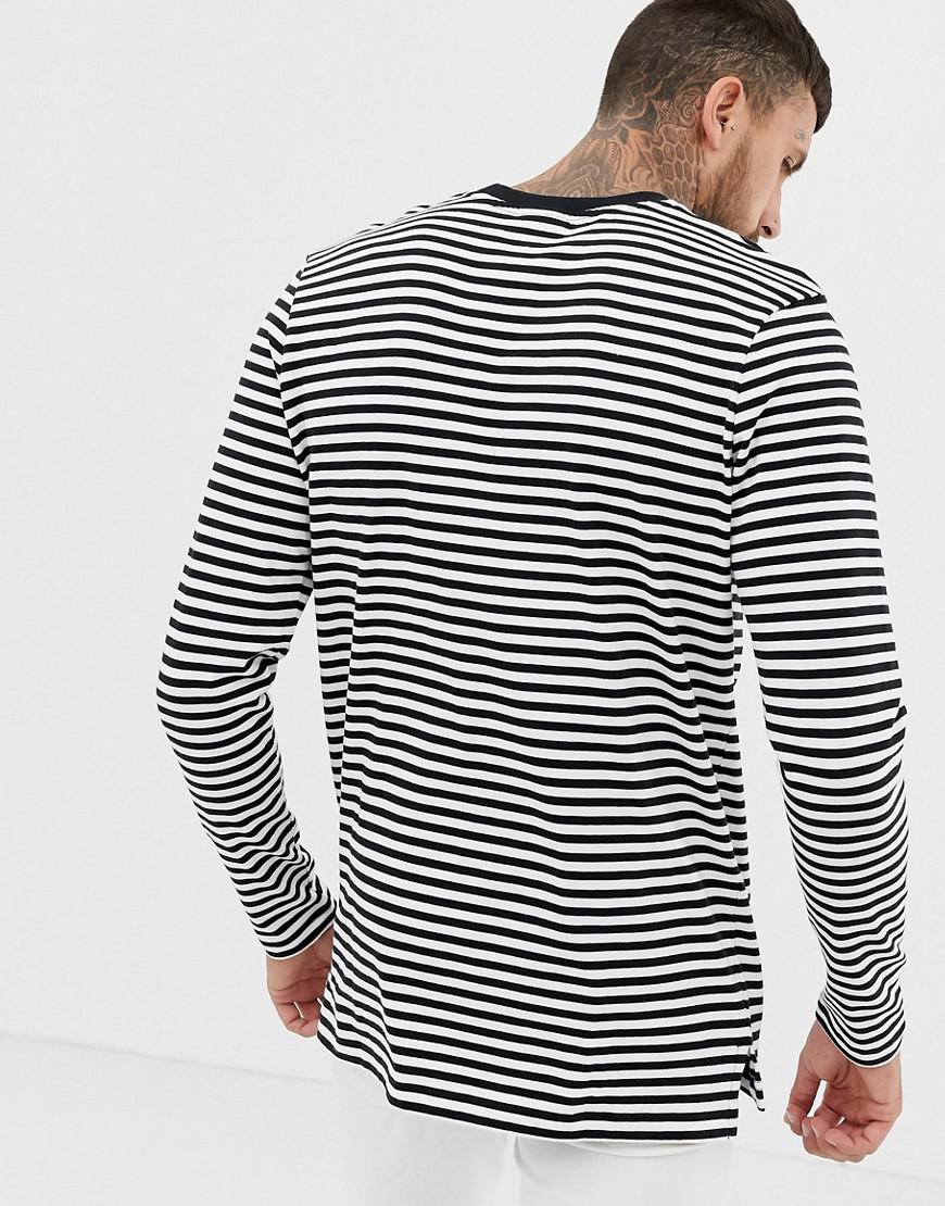 nike air striped long sleeve