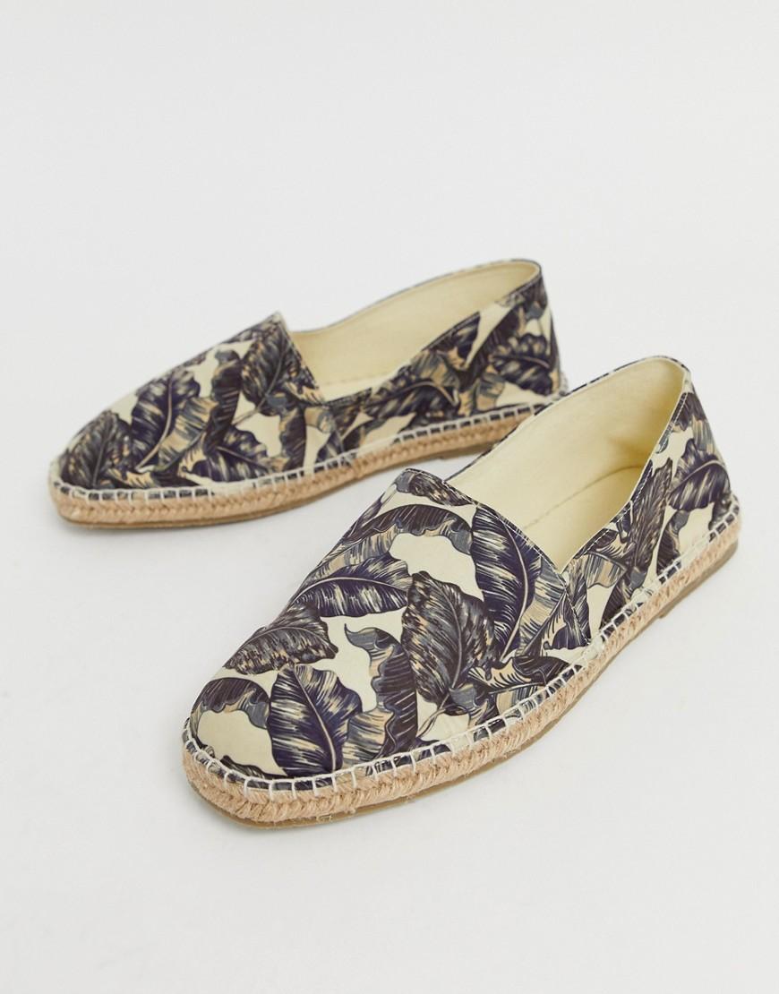mens wide fit espadrilles