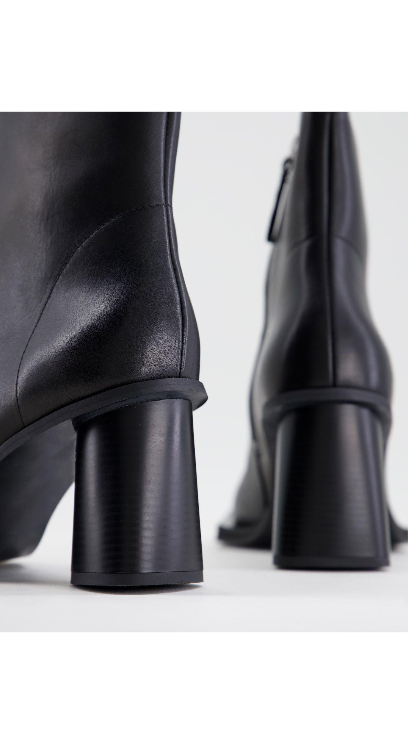 Heeled chelsea boot in monogram knit with black sole ASOS Herren Schuhe Stiefel Chelsea Boots 